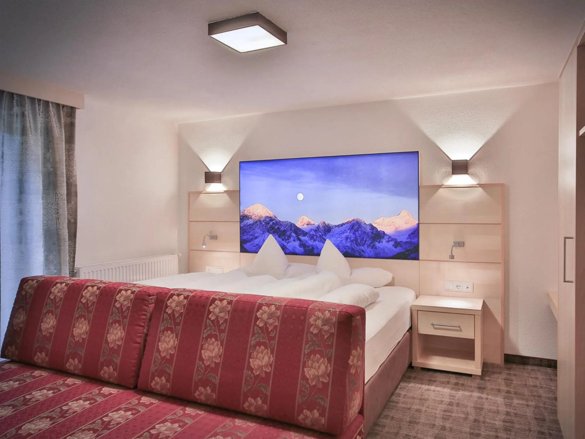 Seating area, Bed in Glanzer Homes Hochsölden