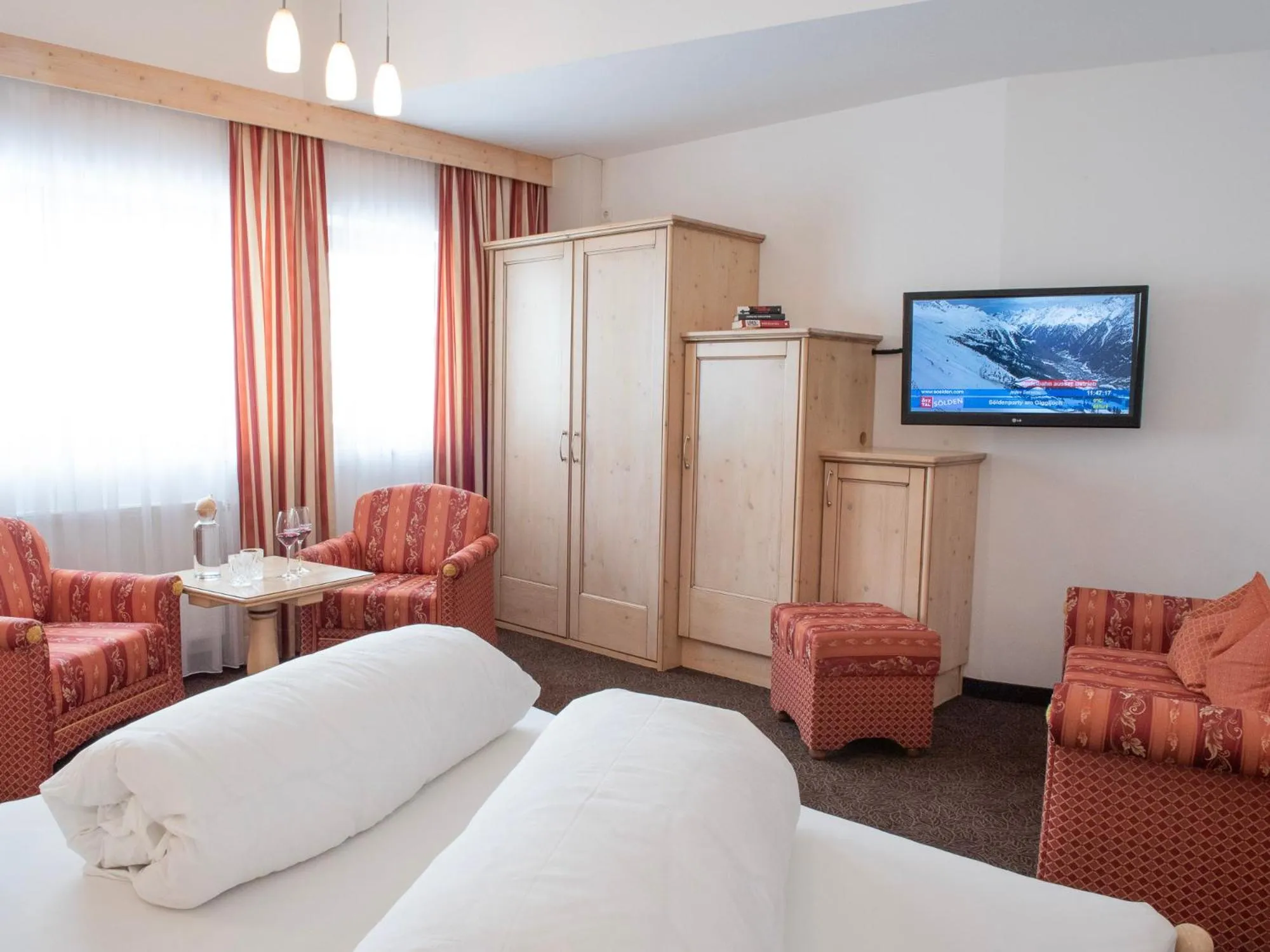 Photo of the whole room, Bed in Glanzer Homes Hochsölden