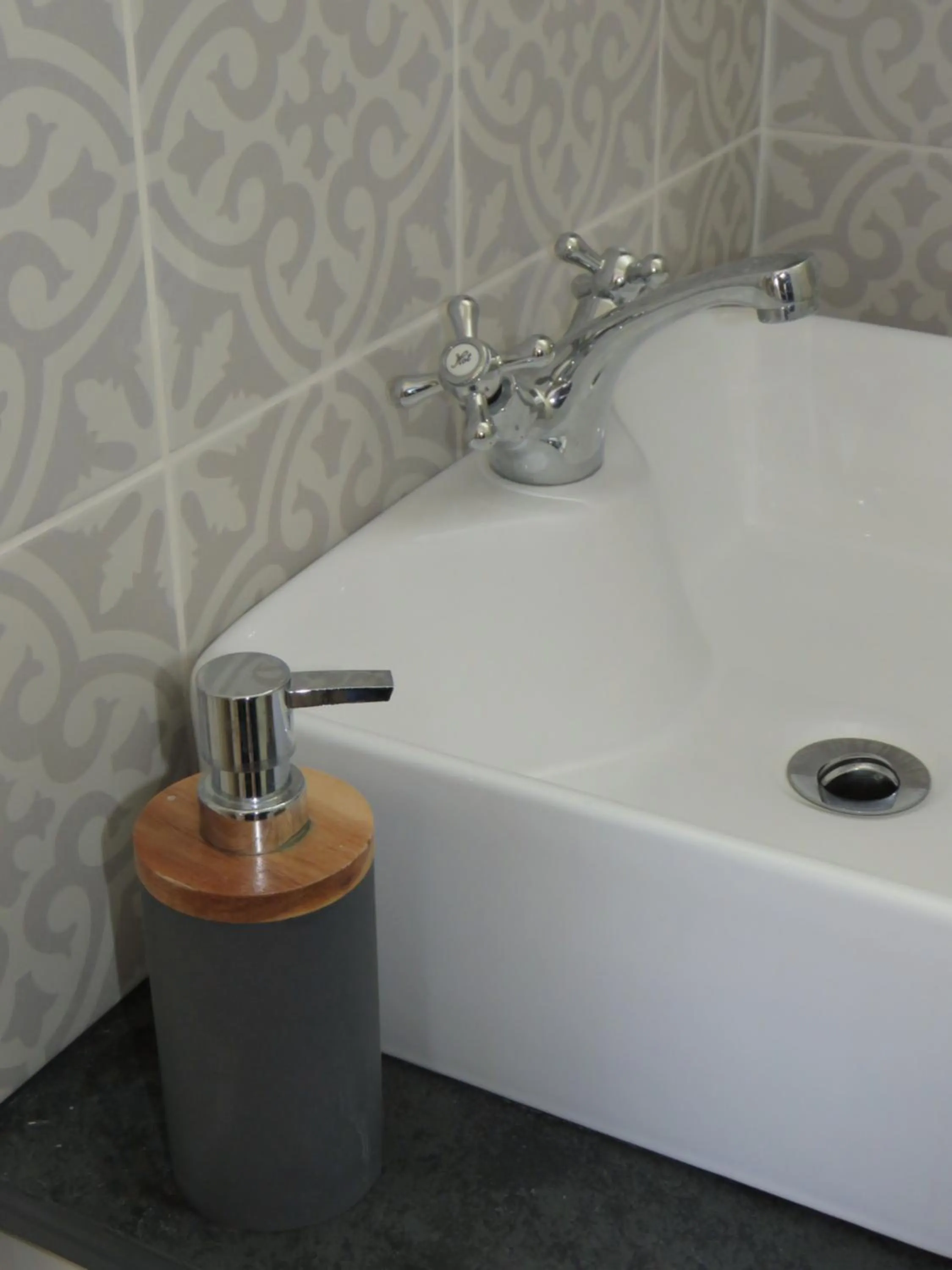 Bathroom in The Old Post House B&B