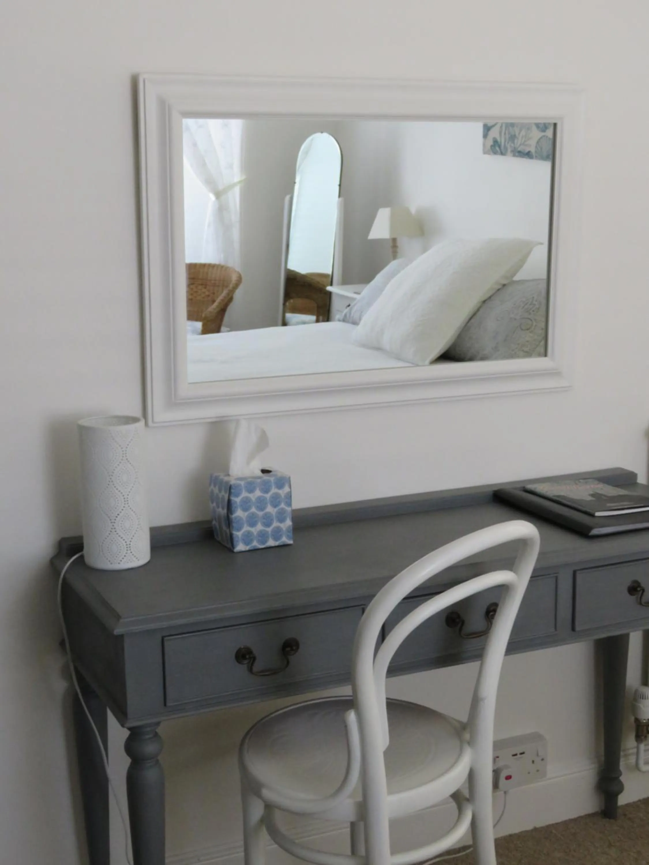 Decorative detail, Bed in The Old Post House B&B