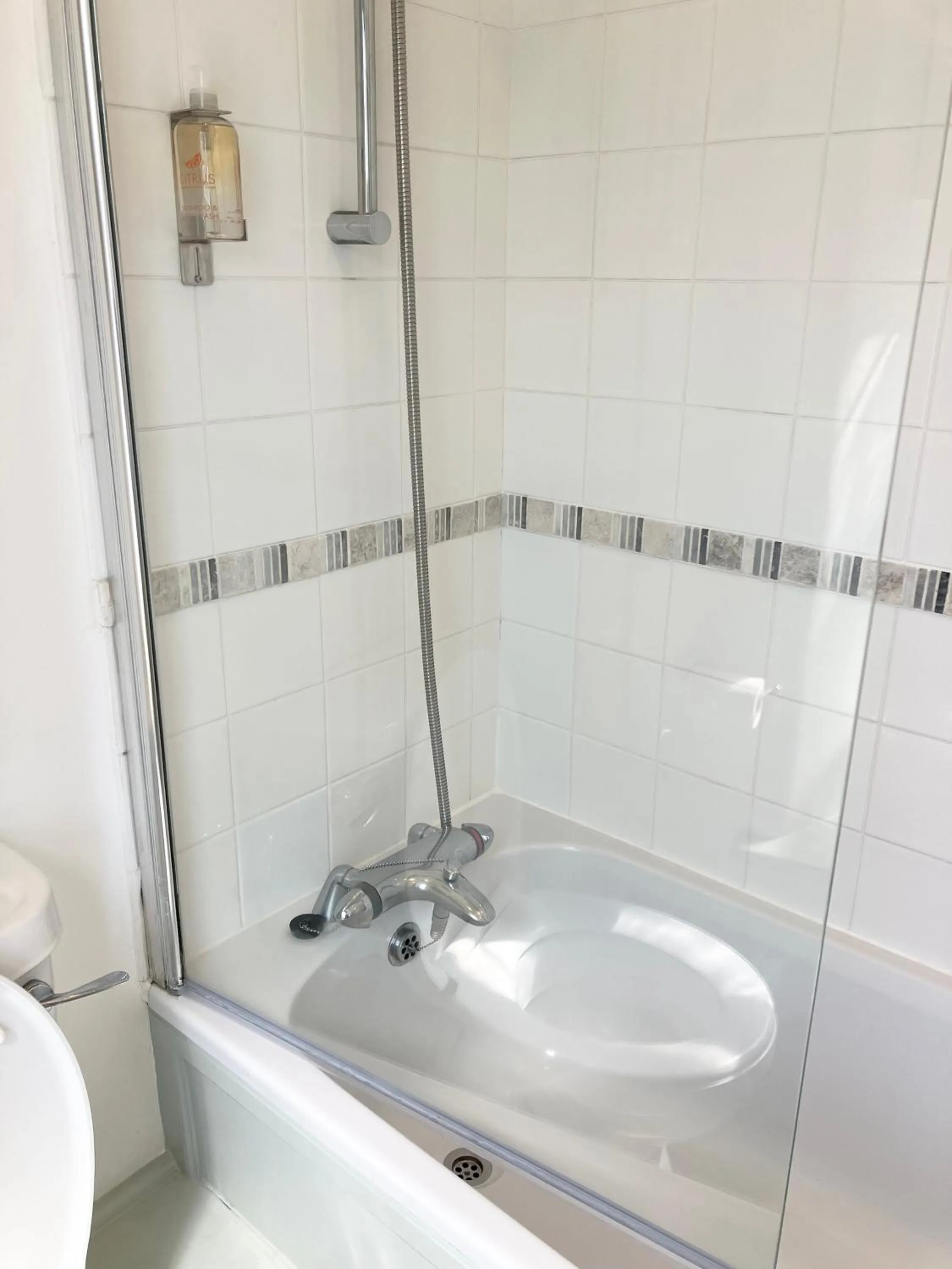 Bathroom in The Old Post House B&B