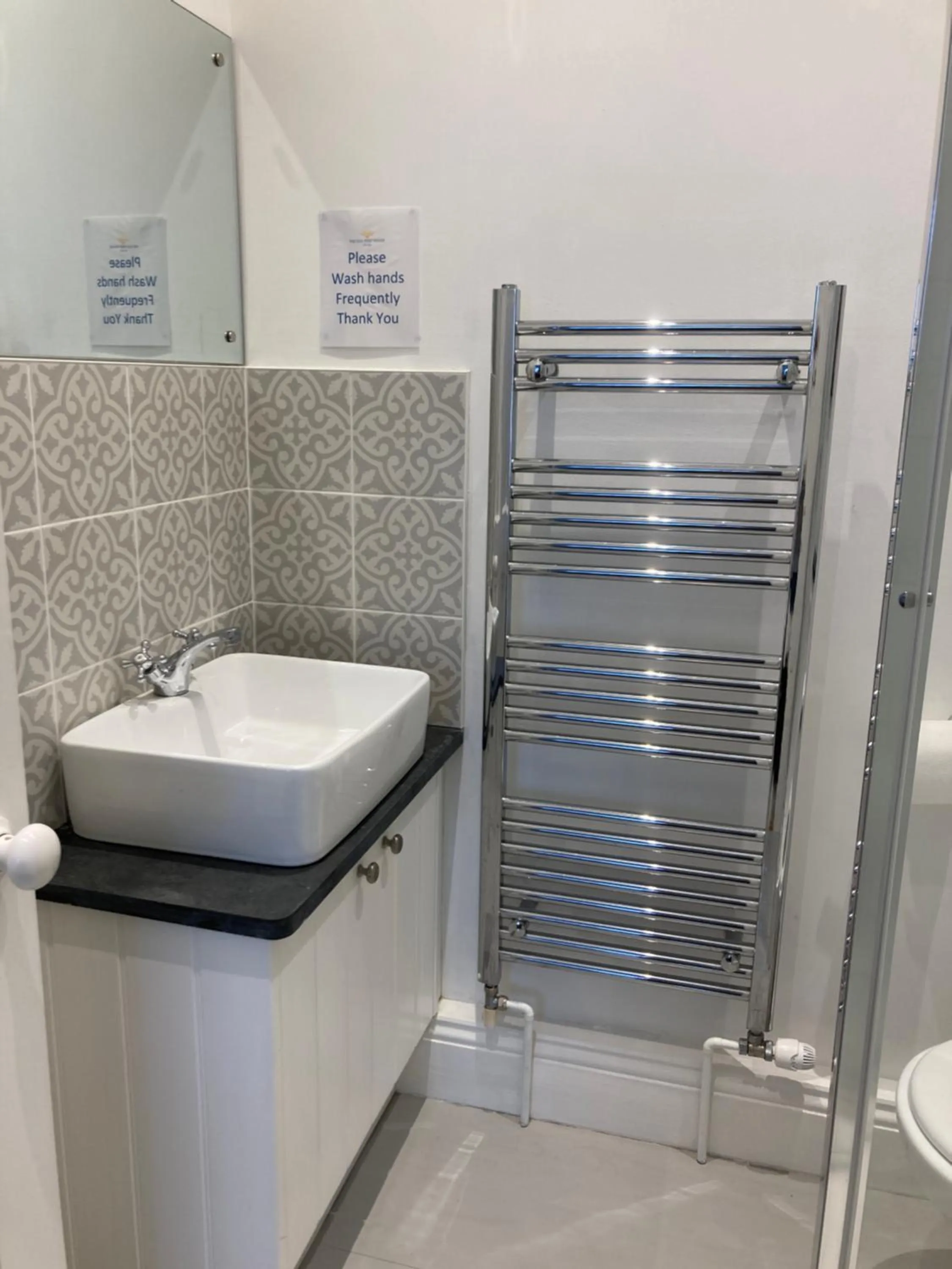 Bathroom in The Old Post House B&B