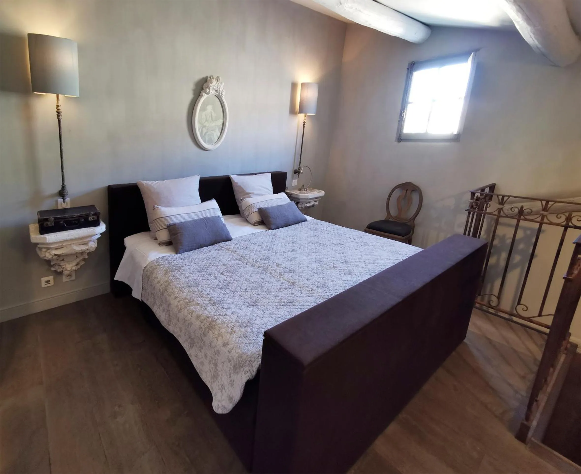 Bedroom, Bed in Le Petit Chateau