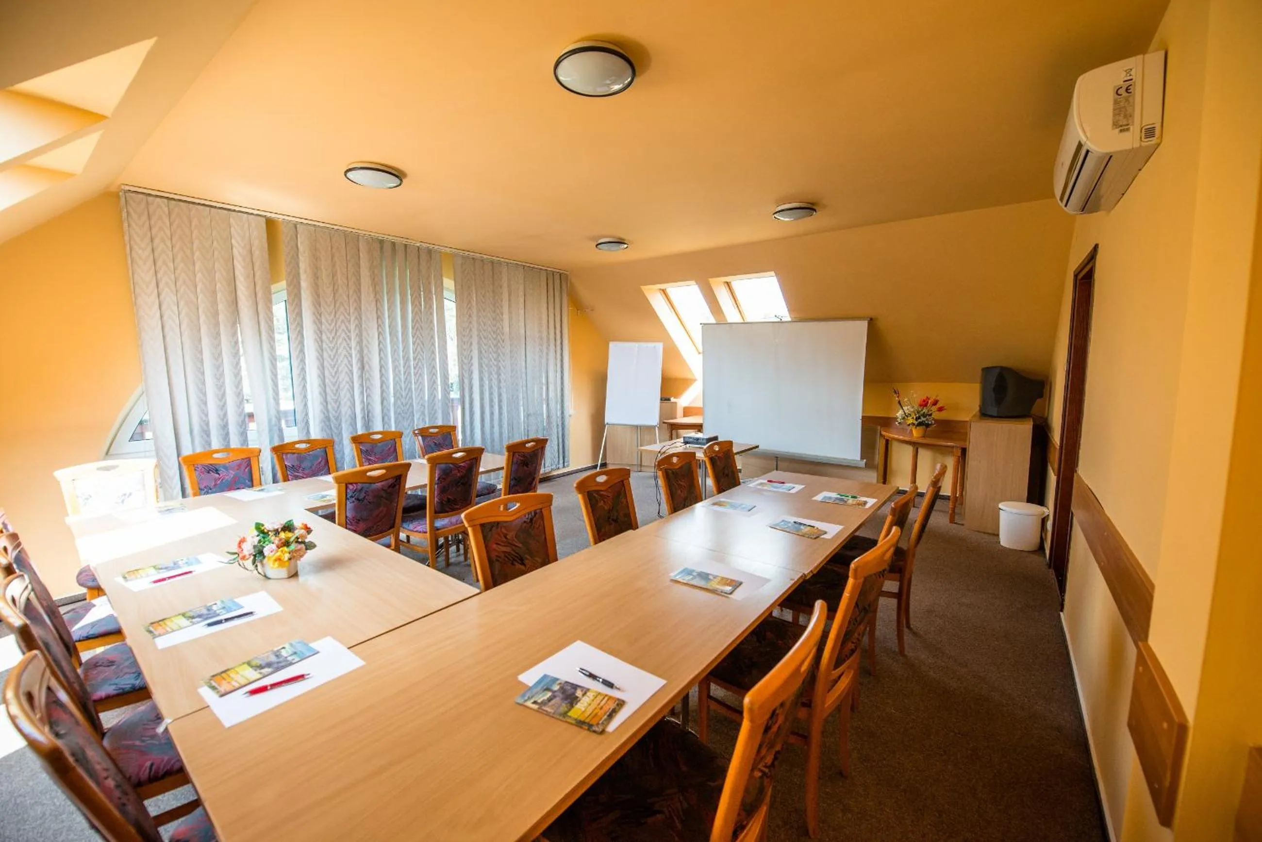 Meeting/conference room in Gościniec Jurajski