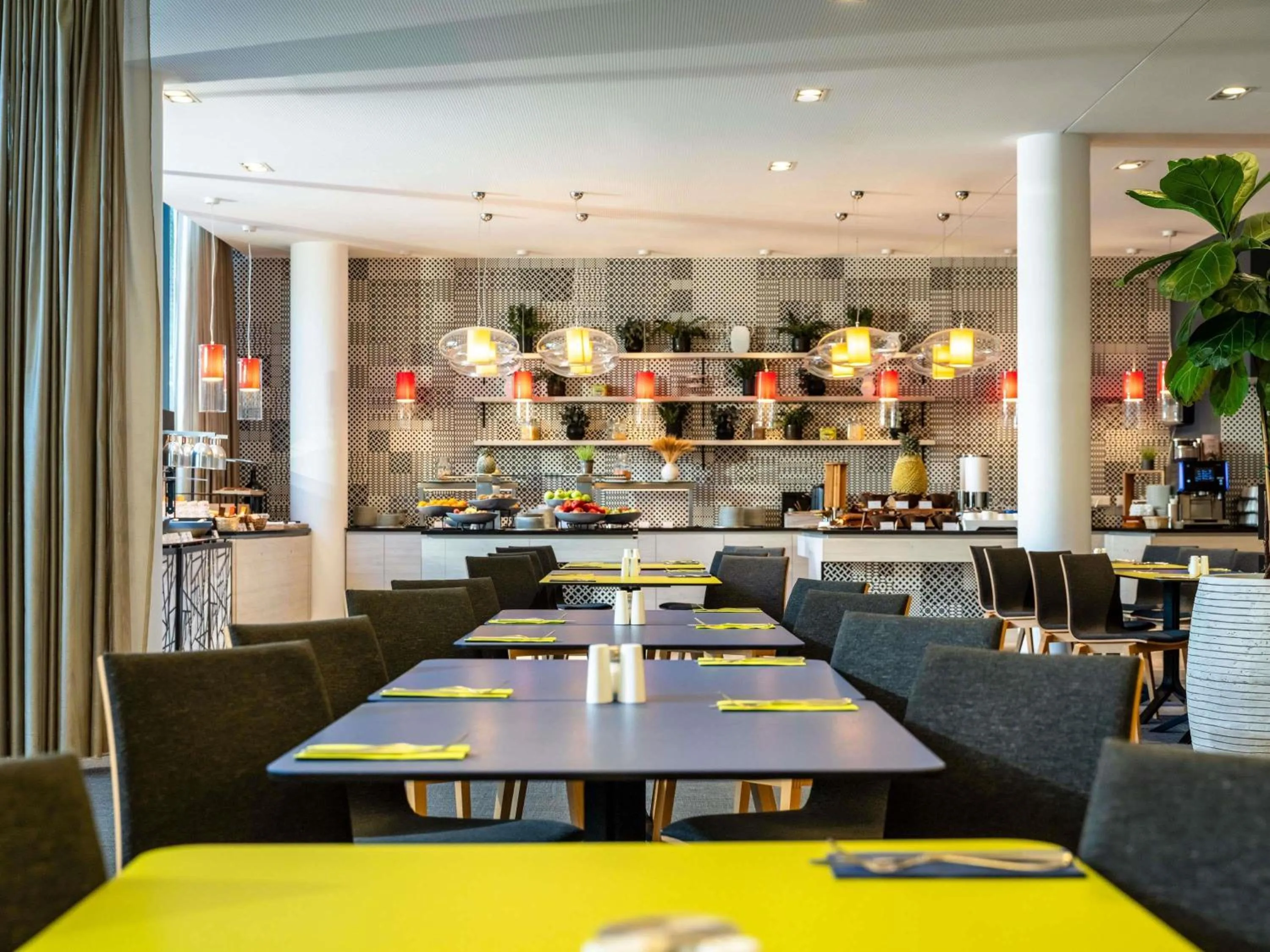 Restaurant/places to eat in Novotel Wien Hauptbahnhof