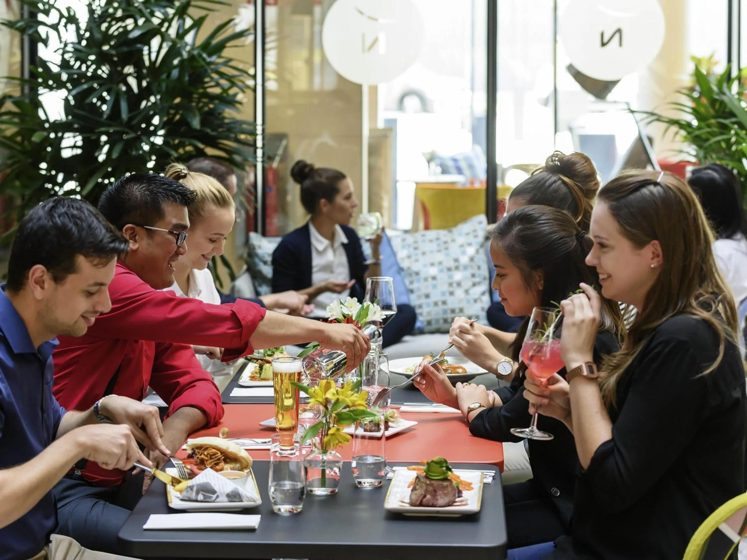 Restaurant/places to eat in Novotel Wien Hauptbahnhof