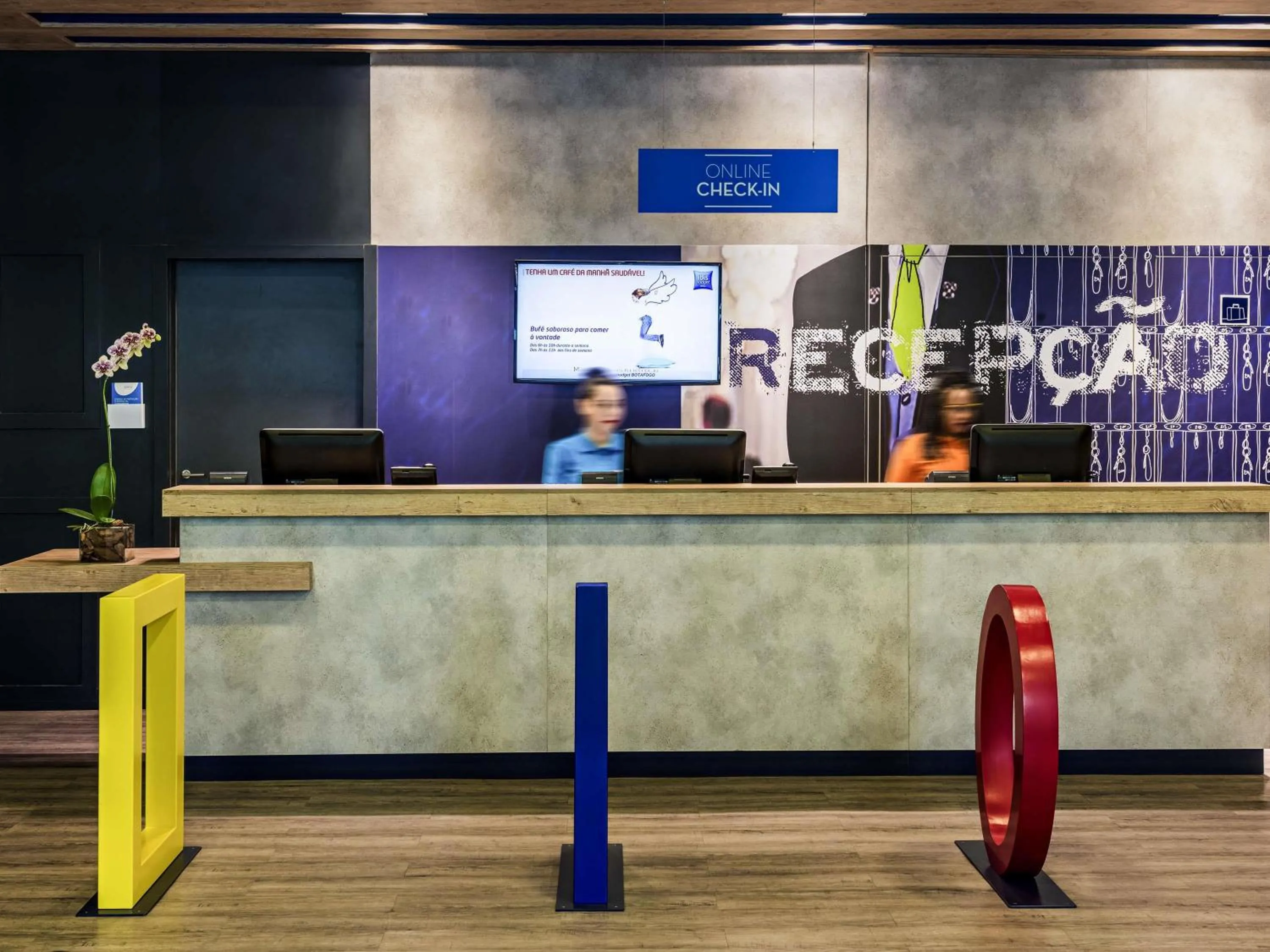 Property building in ibis budget RJ Praia de Botafogo