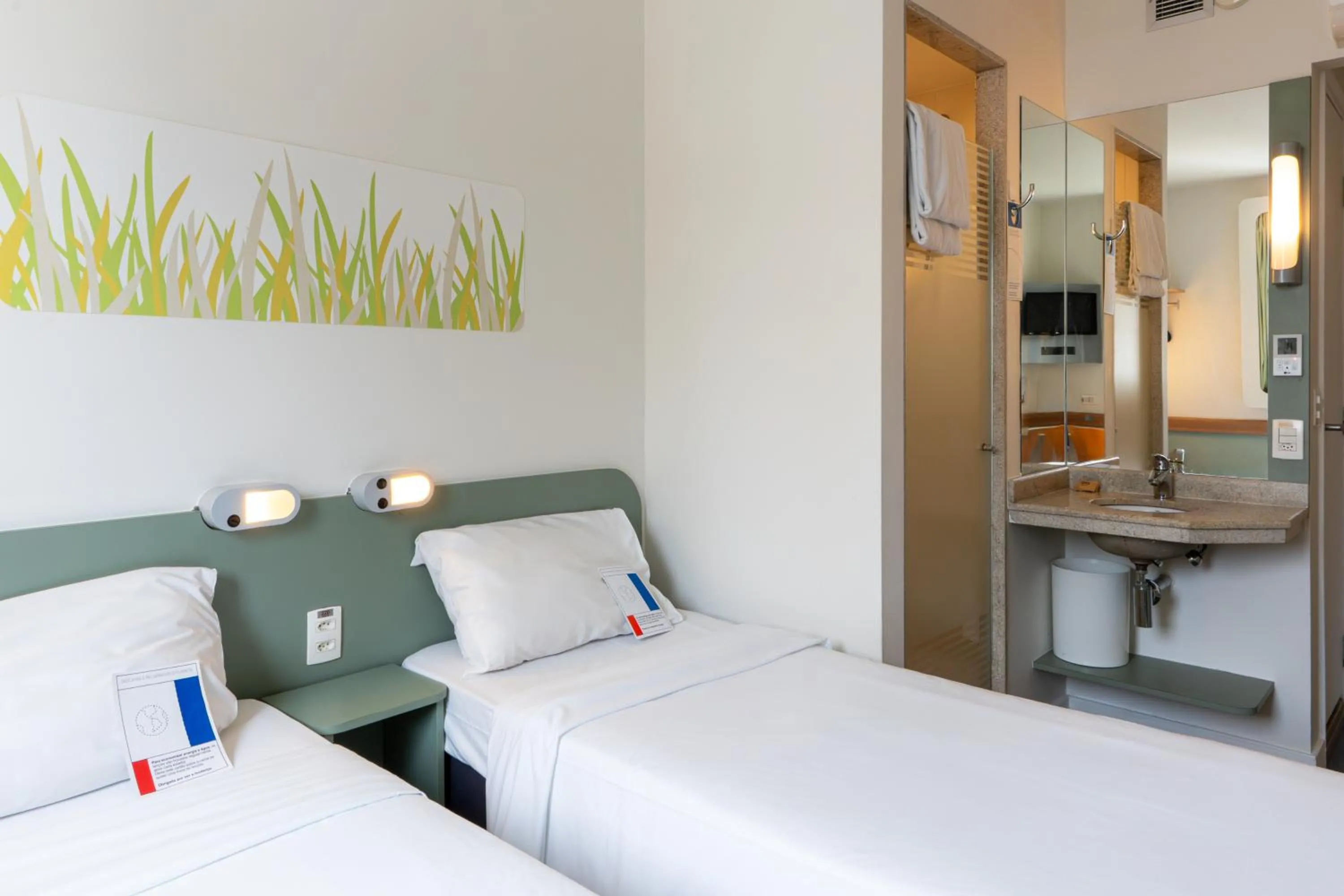 Bed in ibis budget RJ Praia de Botafogo