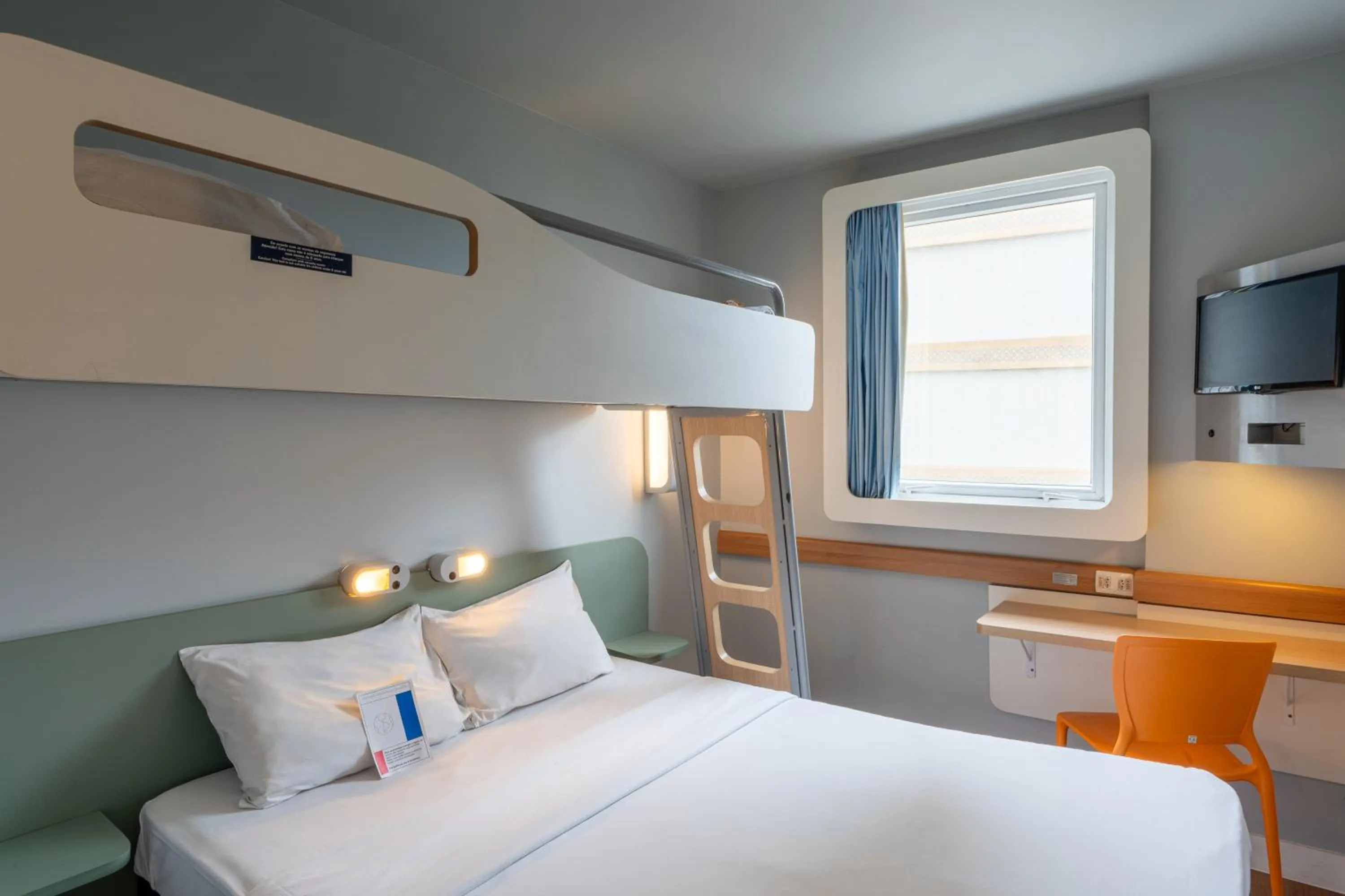 Bed in ibis budget RJ Praia de Botafogo