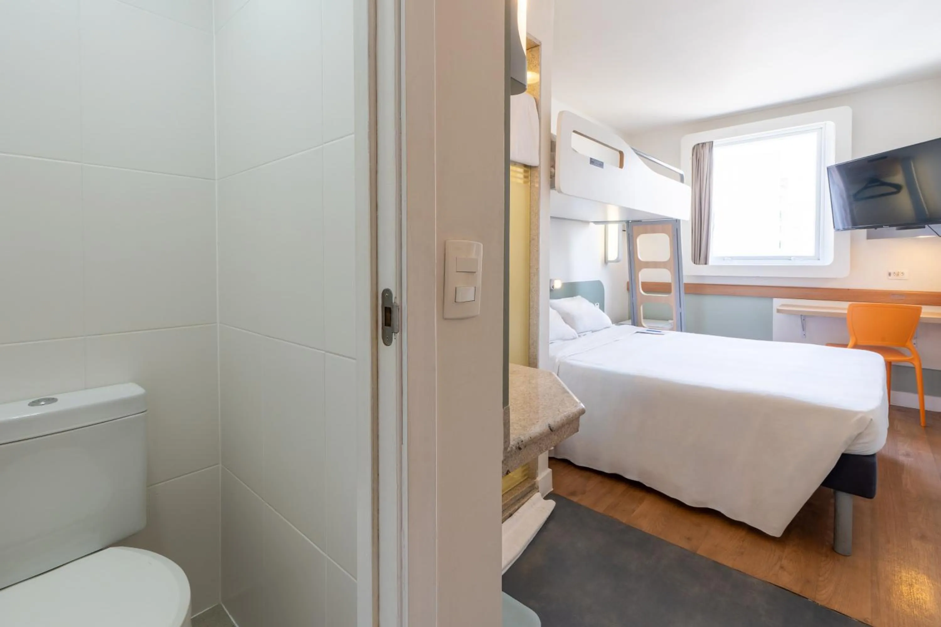 Bed in ibis budget RJ Praia de Botafogo