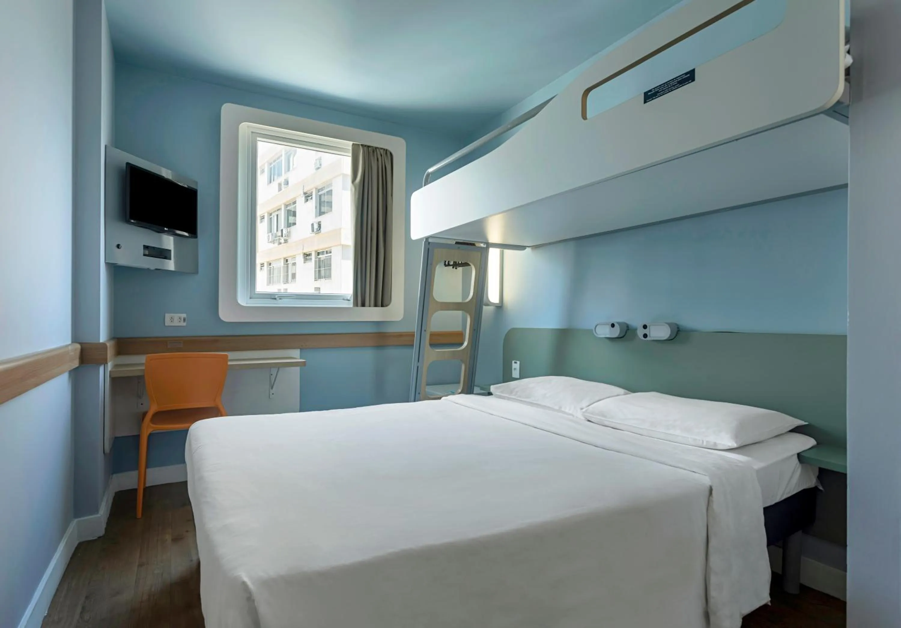 Bed in ibis budget RJ Praia de Botafogo