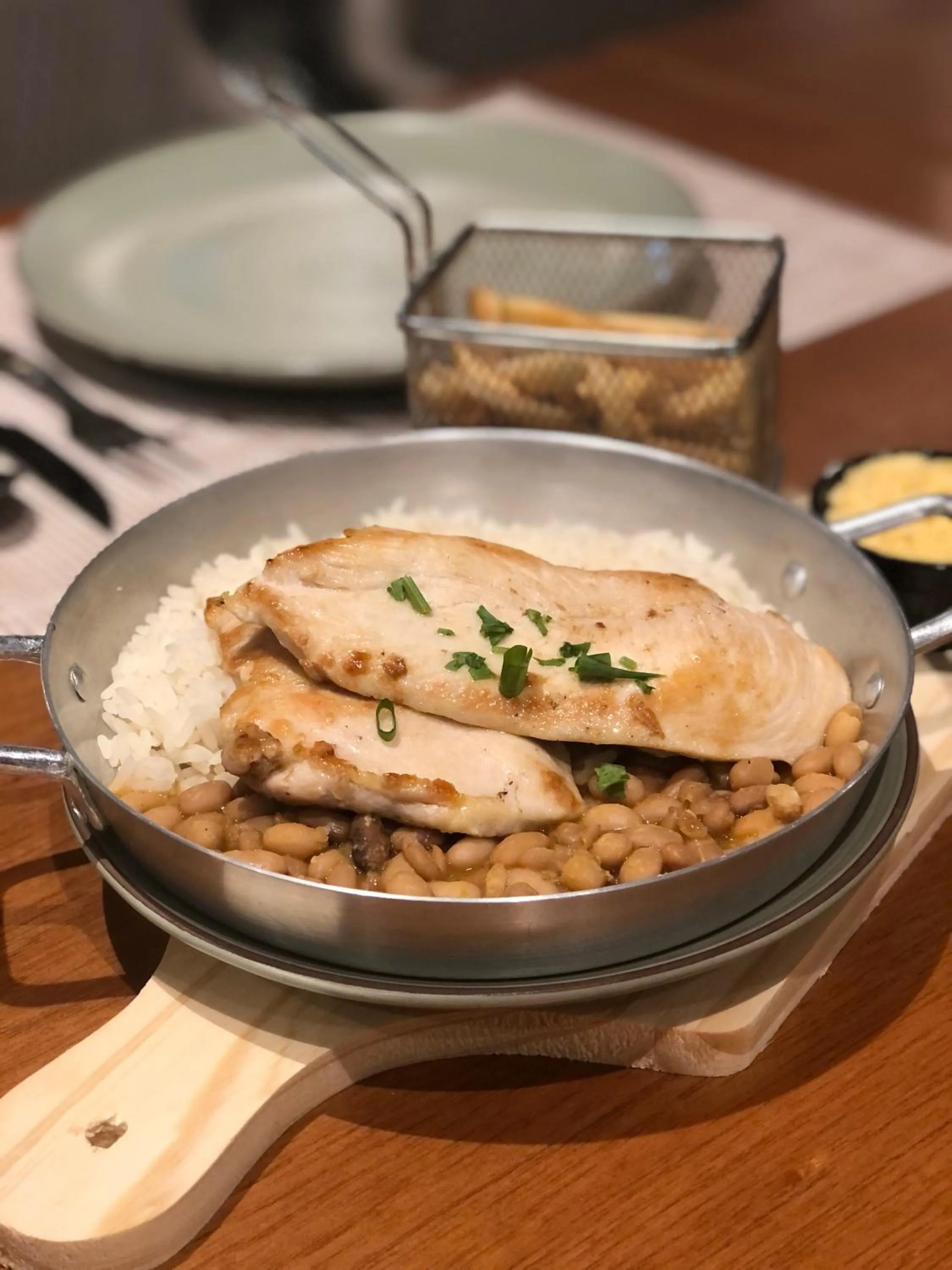 Restaurant/places to eat in Celi Connect Hotel Orla Aracaju