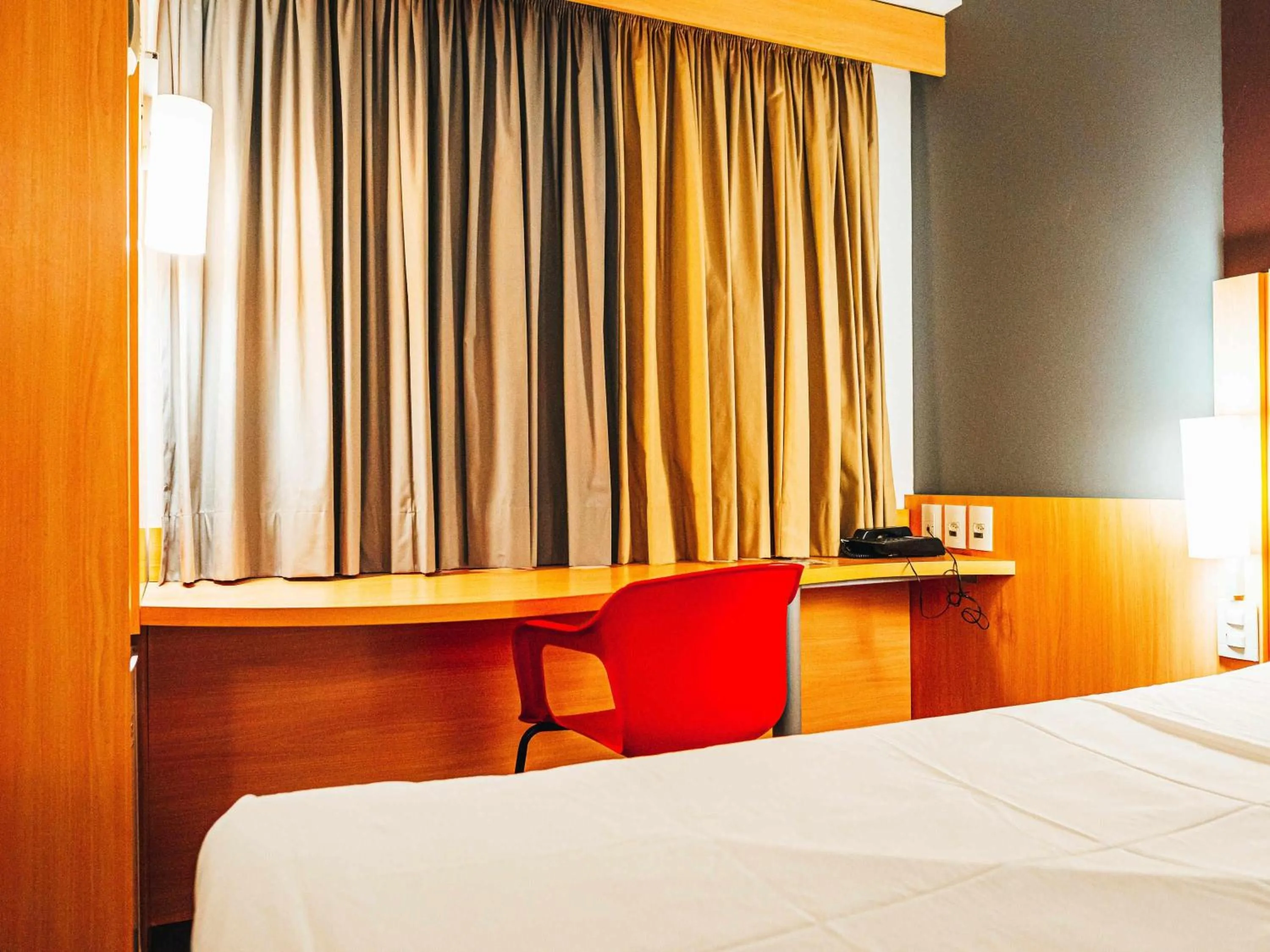 Bedroom, Bed in ibis Recife Aeroporto