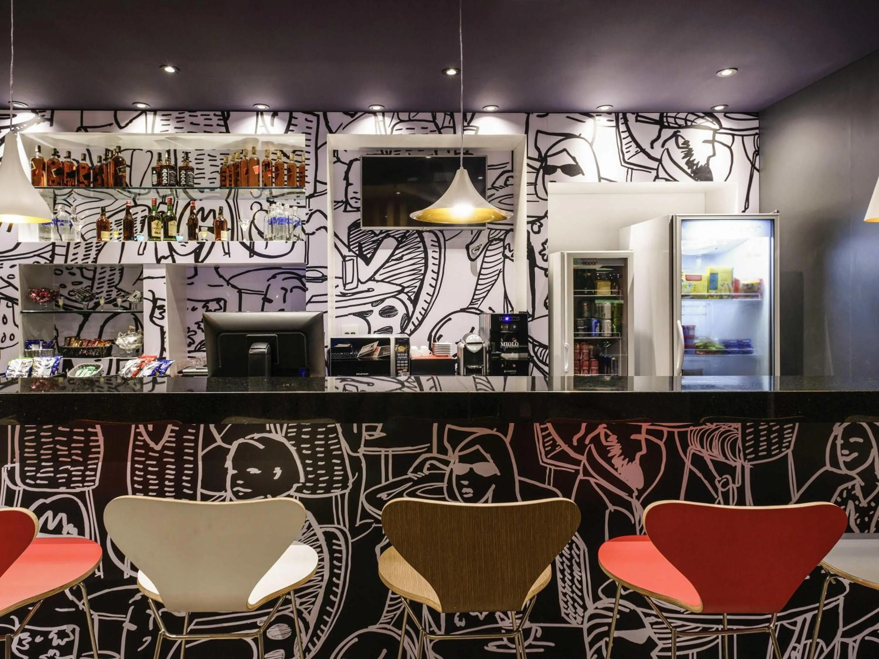 Lounge or bar in ibis Recife Aeroporto