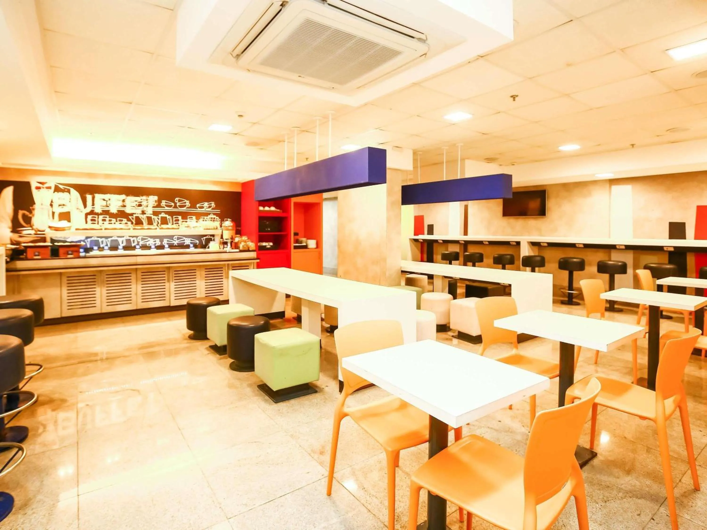 Property building in ibis budget RJ Copacabana