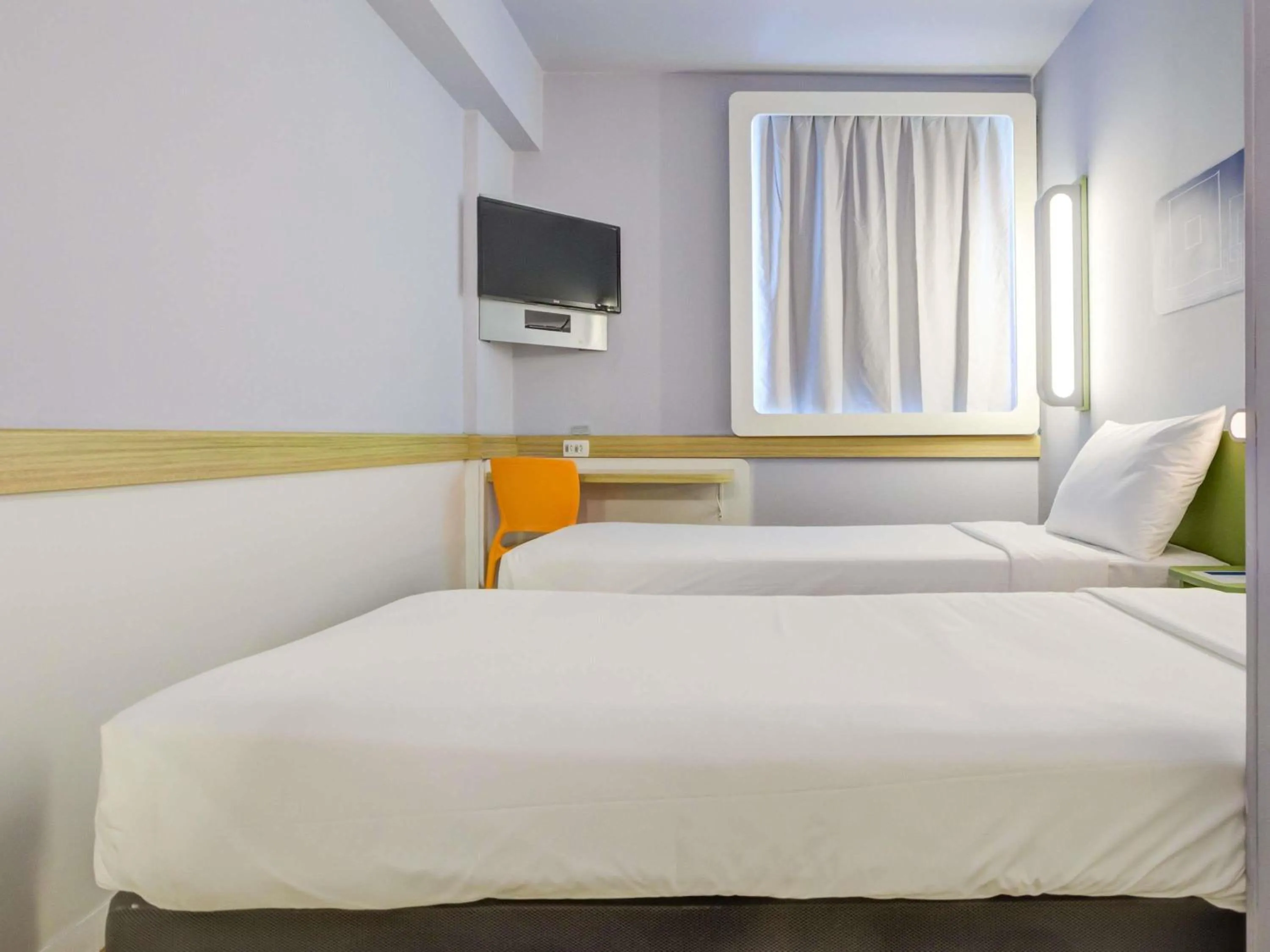 Bedroom, Bed in ibis budget RJ Copacabana