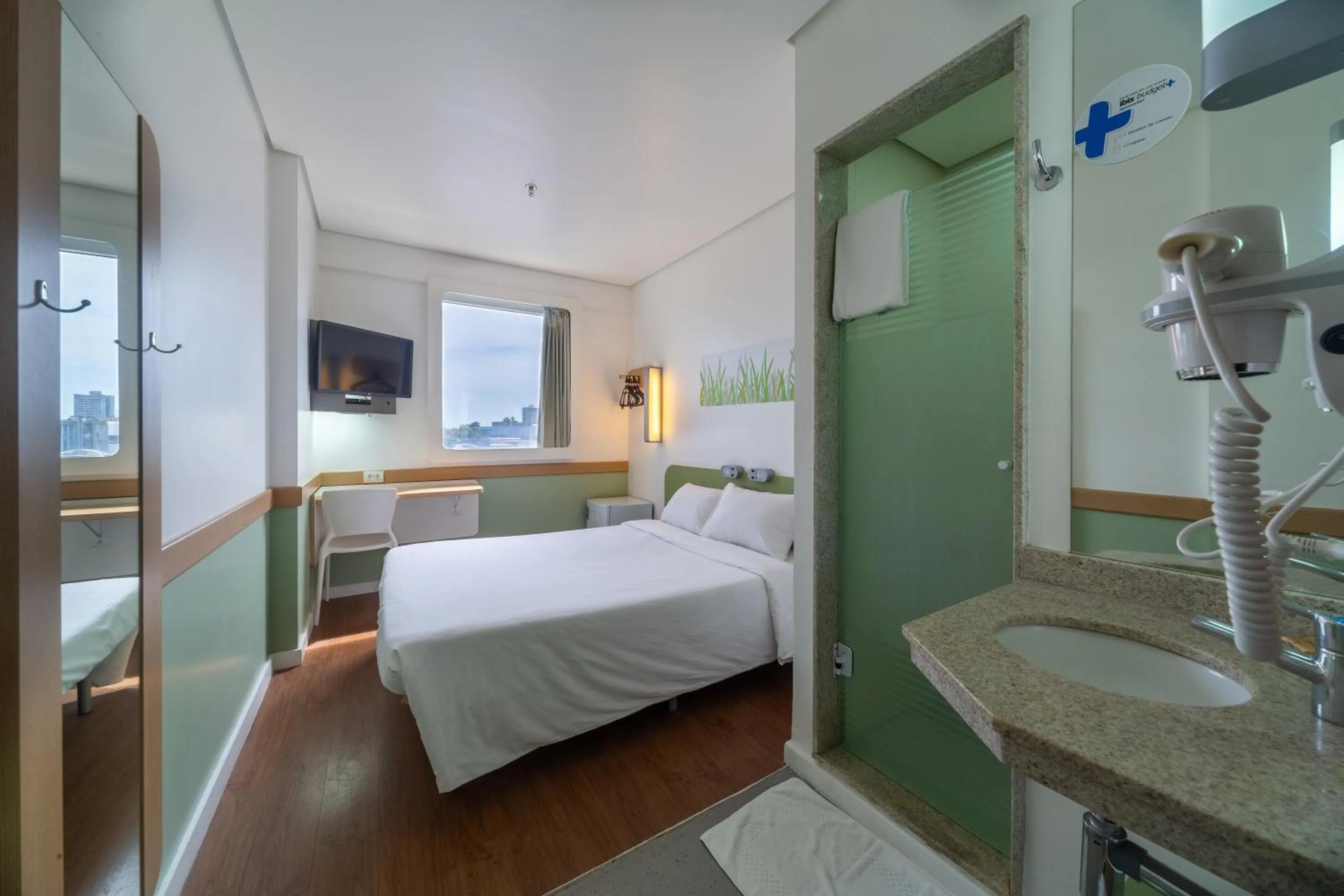 Bedroom, Bed in ibis budget Manaus