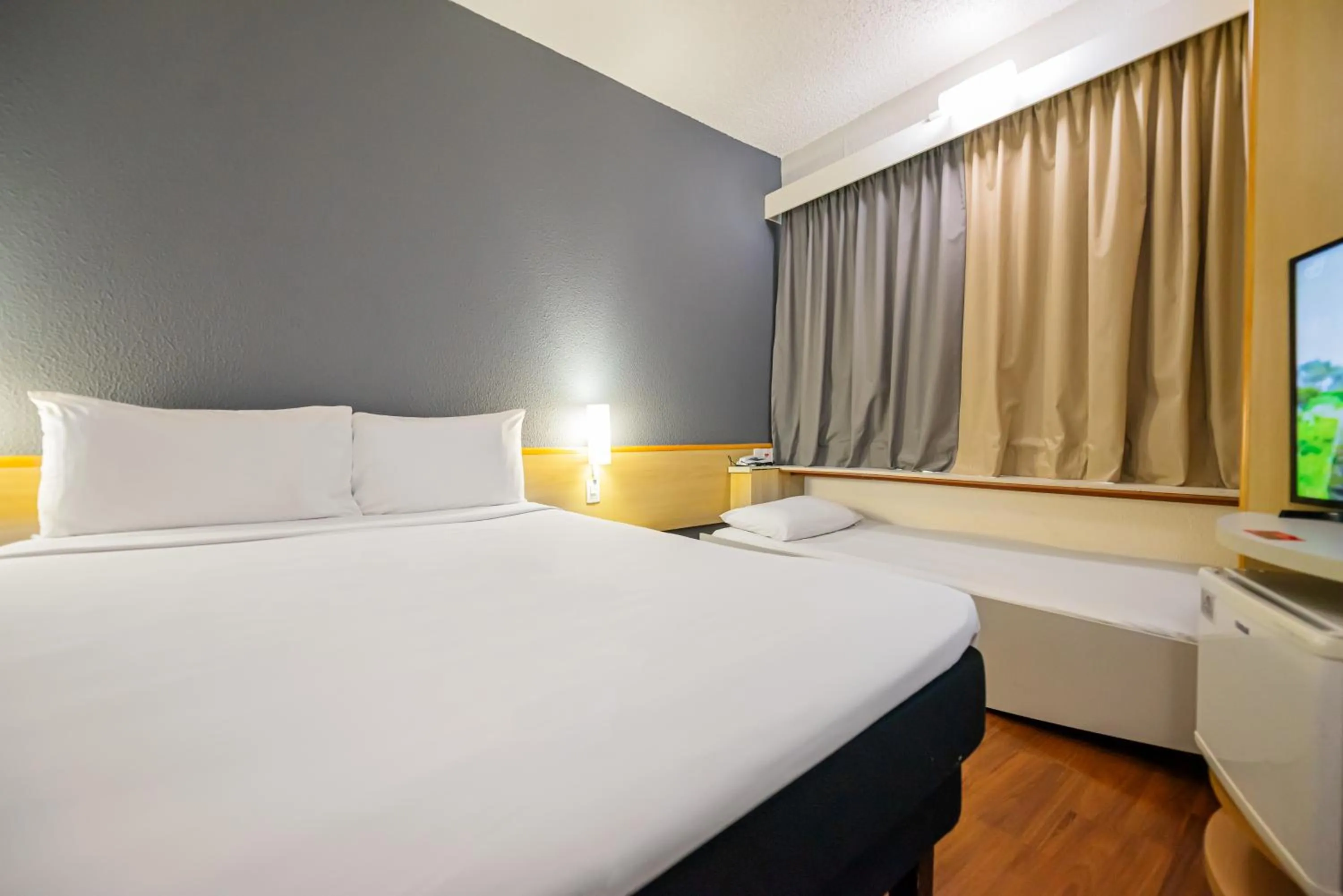 Bed in ibis Santo Andre