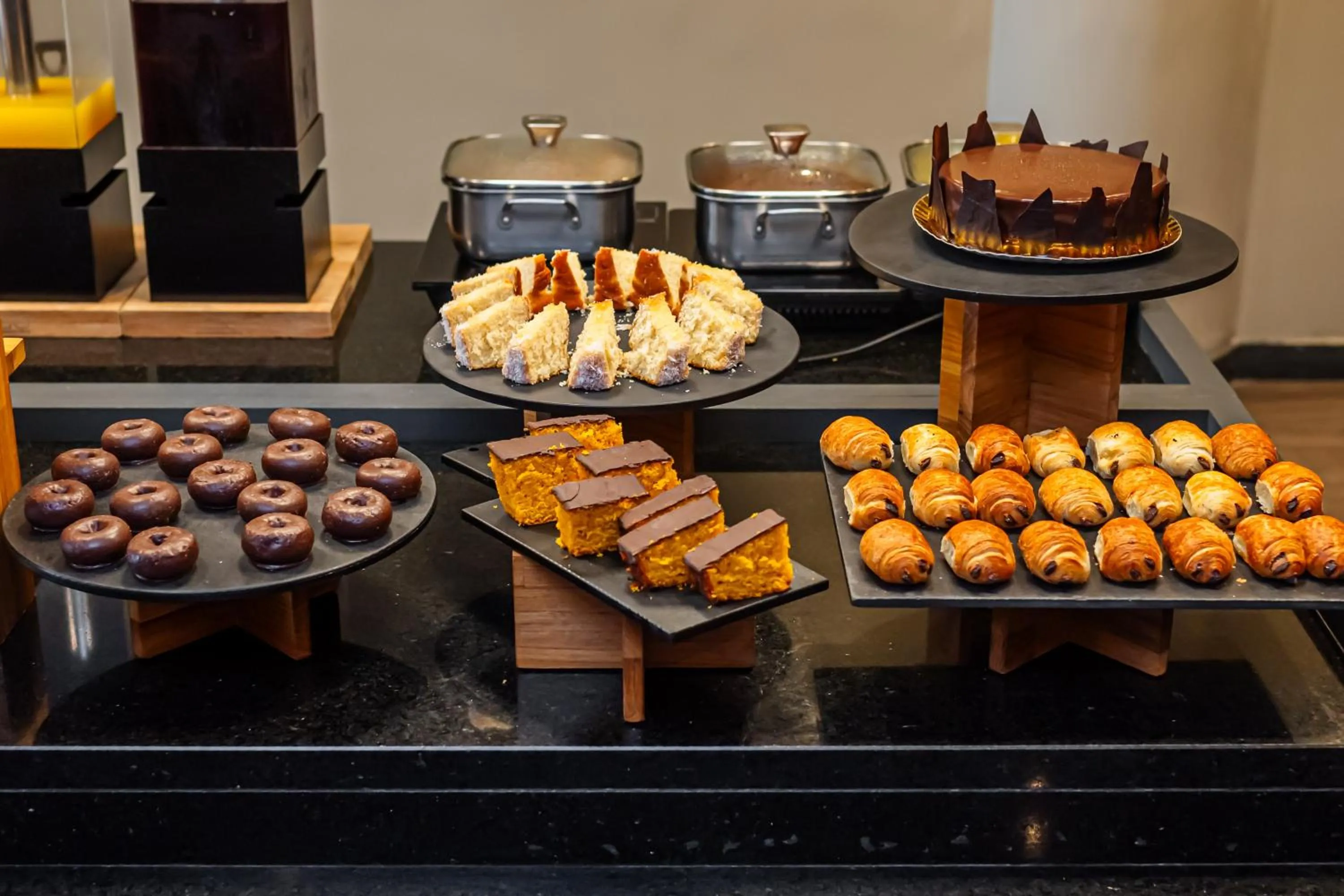 Food and drinks in ibis Santo Andre