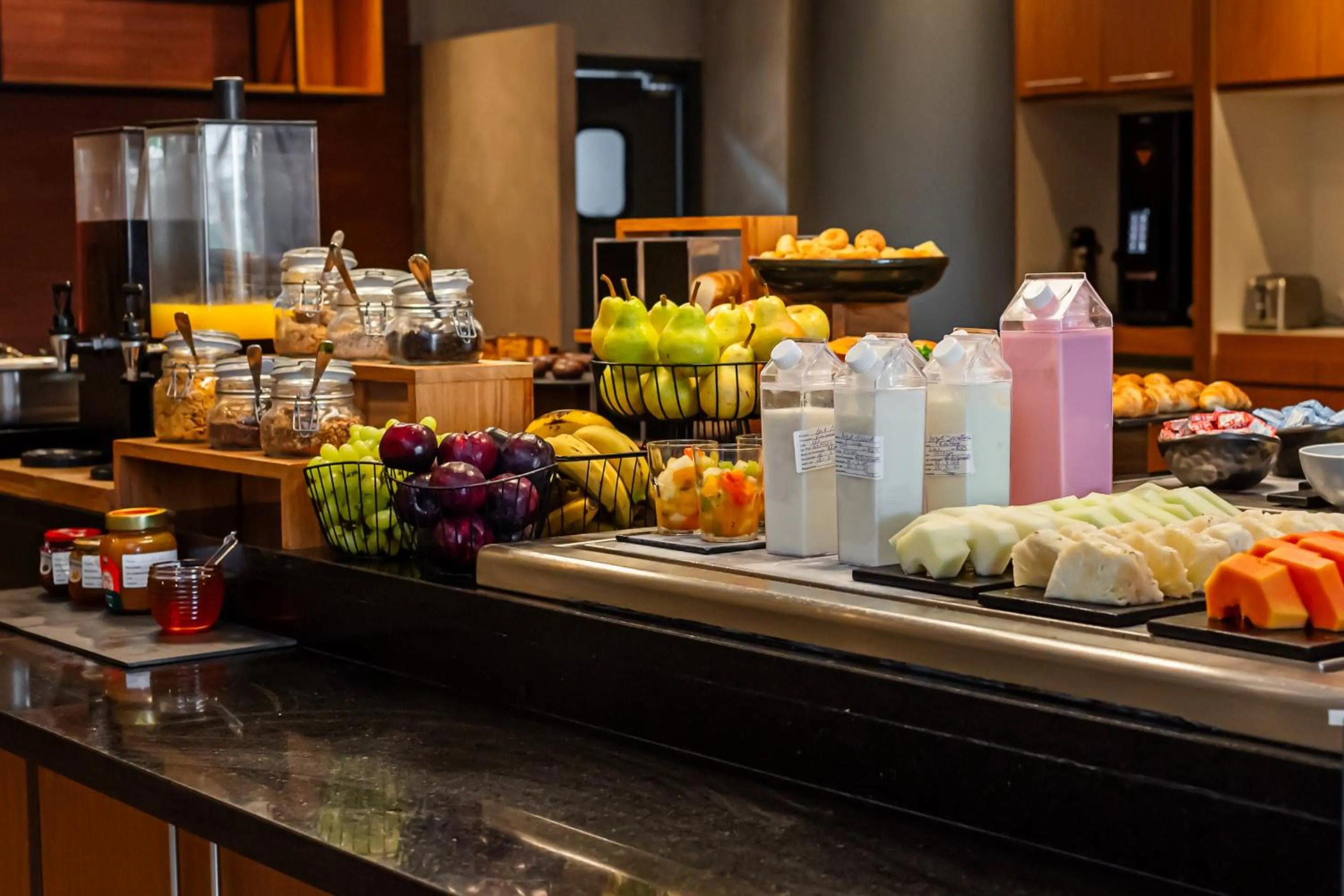 Food and drinks in ibis Santo Andre