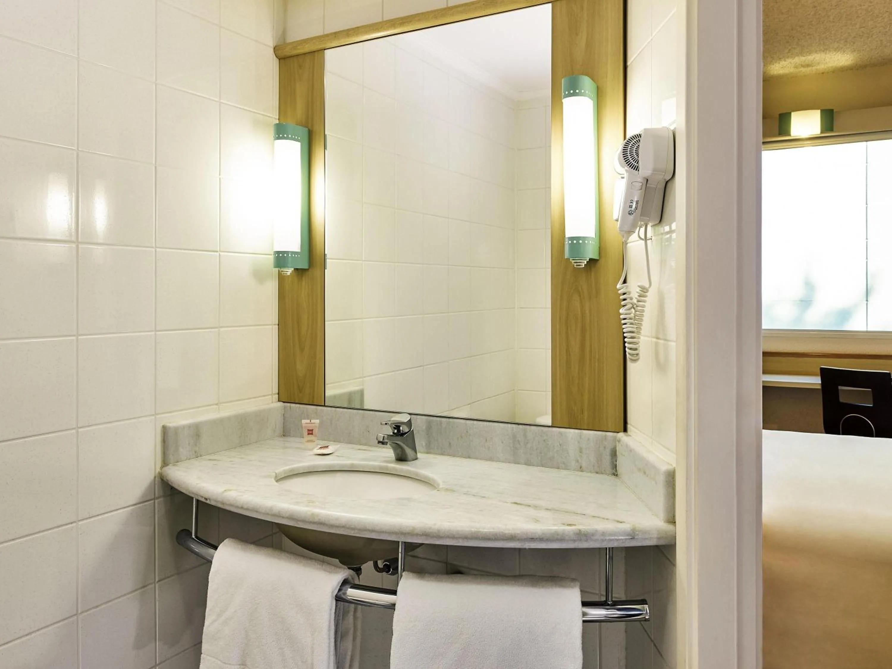 Bedroom in ibis Santo Andre