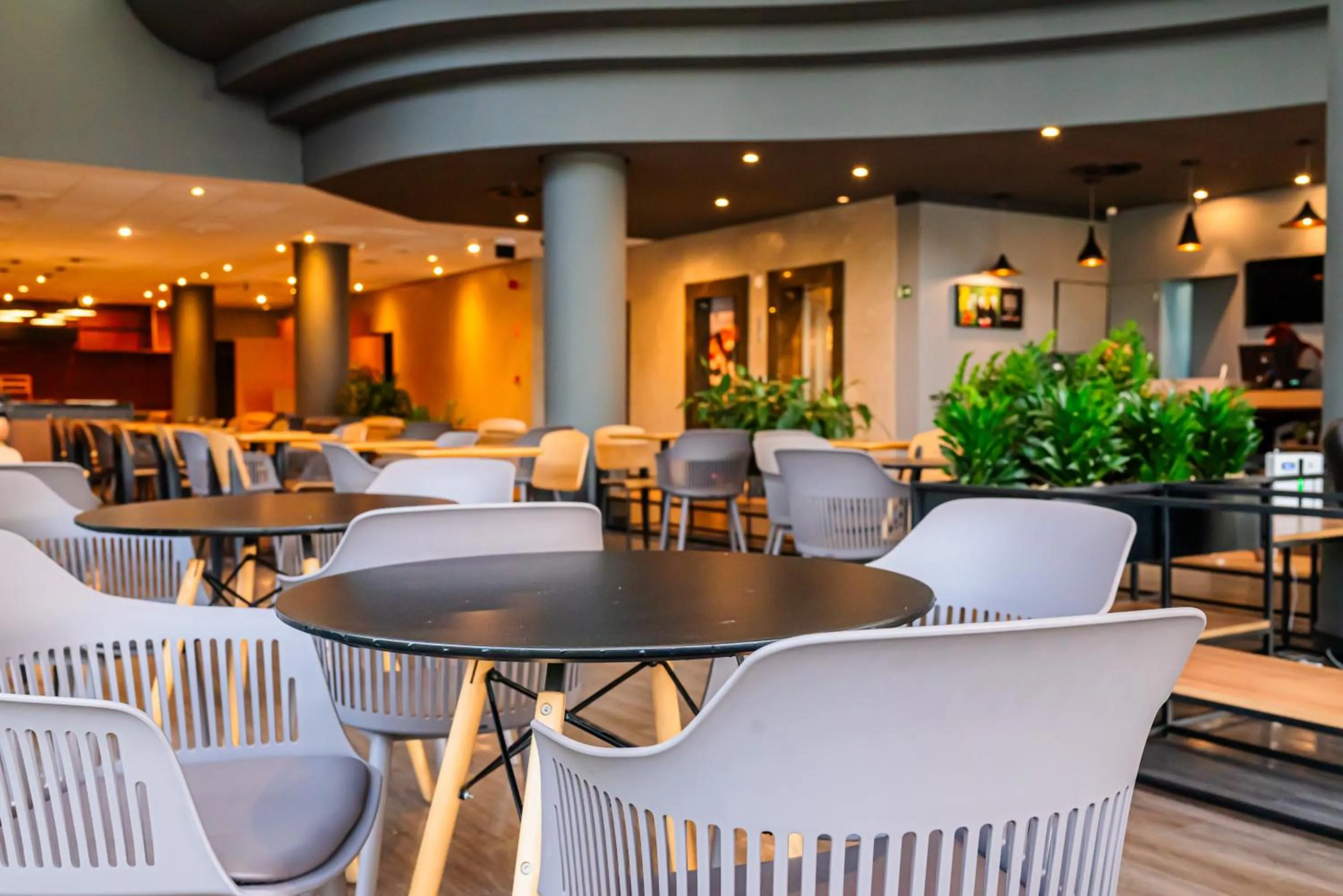 Restaurant/places to eat in ibis Santo Andre