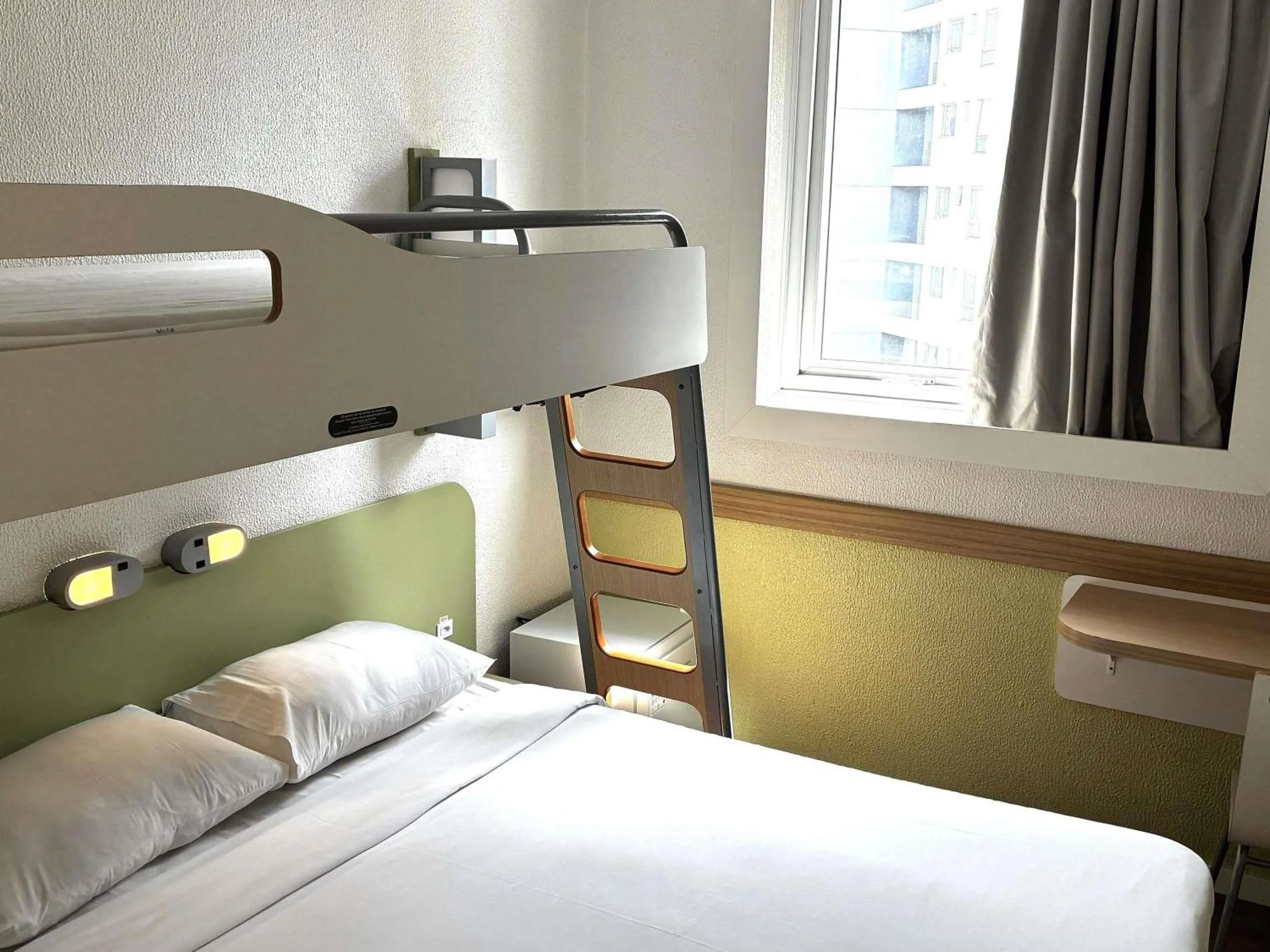 Bedroom, Bed in ibis budget Belo Horizonte Minascentro