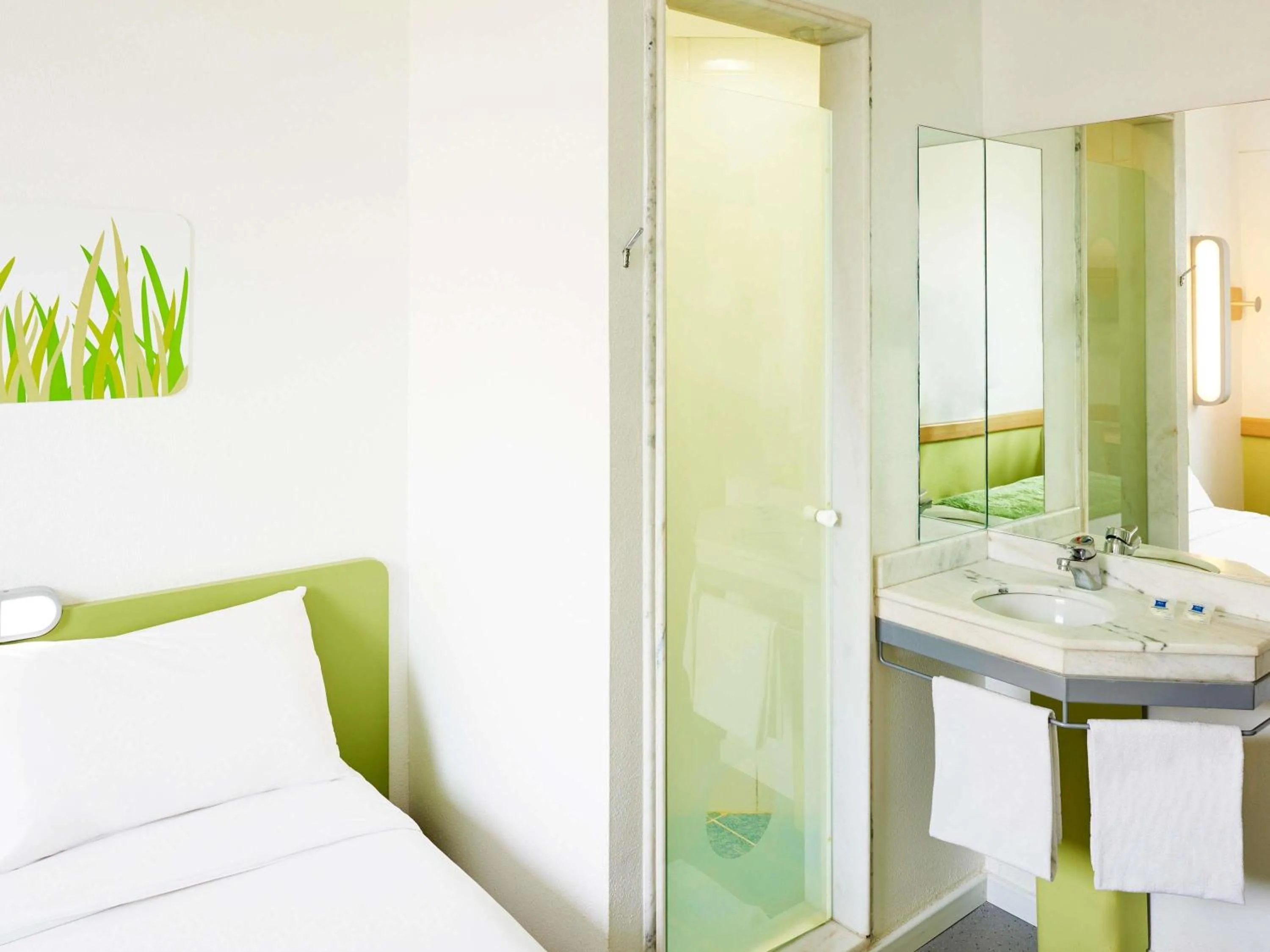 Bedroom in ibis budget Sao Paulo Jardins