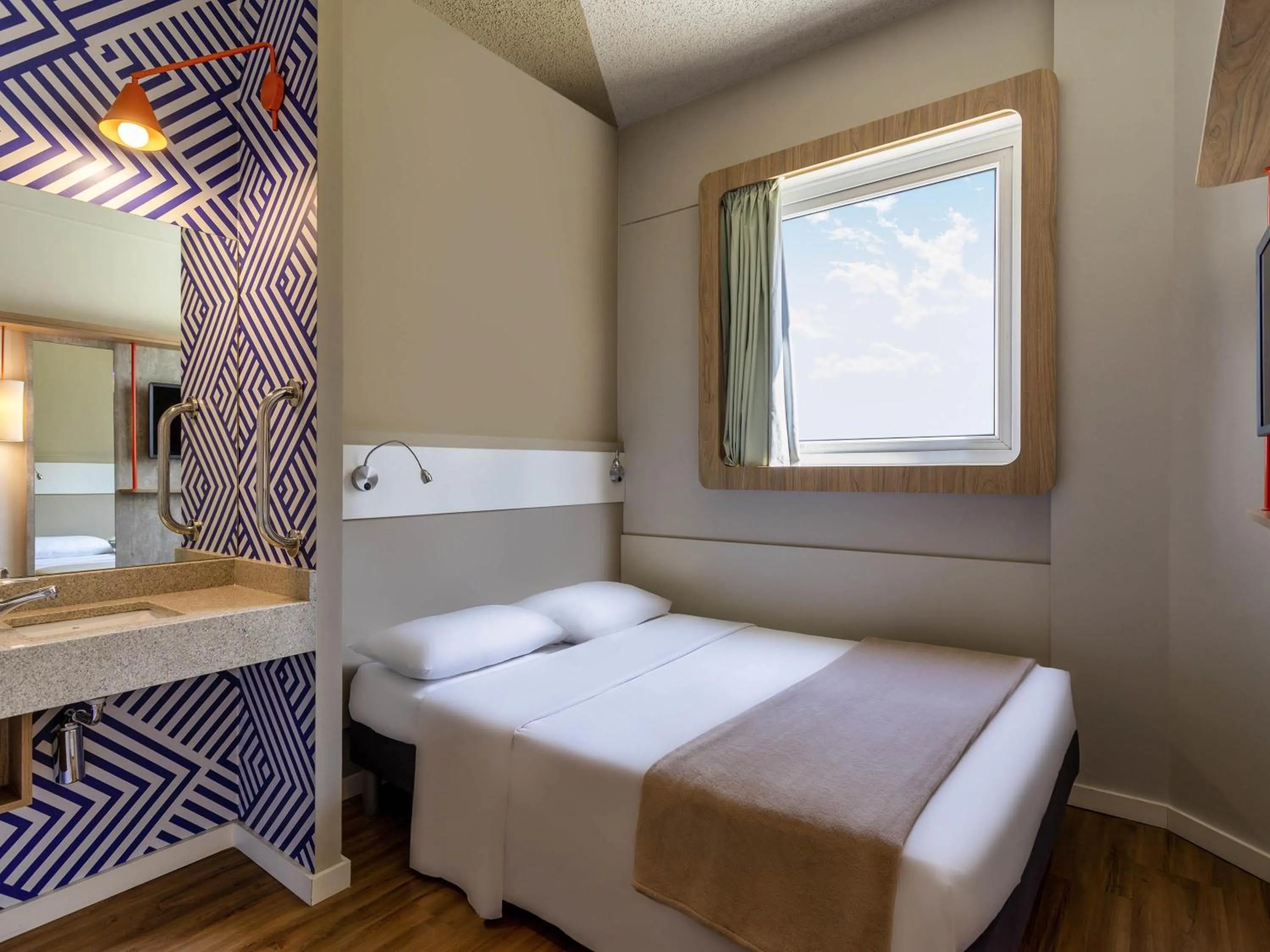 Bedroom, Bed in ibis budget Sao Paulo Jardins