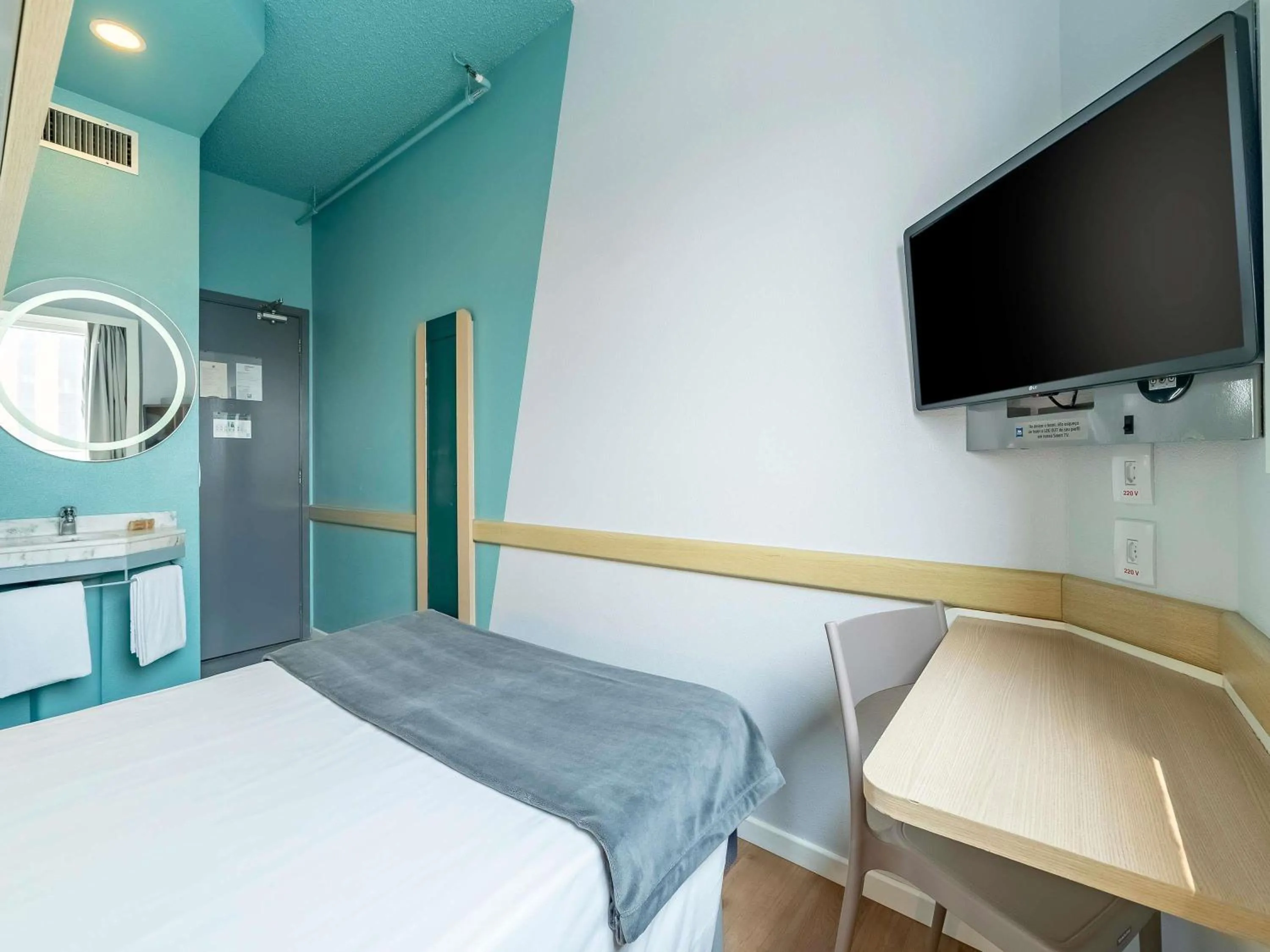 Bedroom, Bed in ibis budget Sao Paulo Jardins