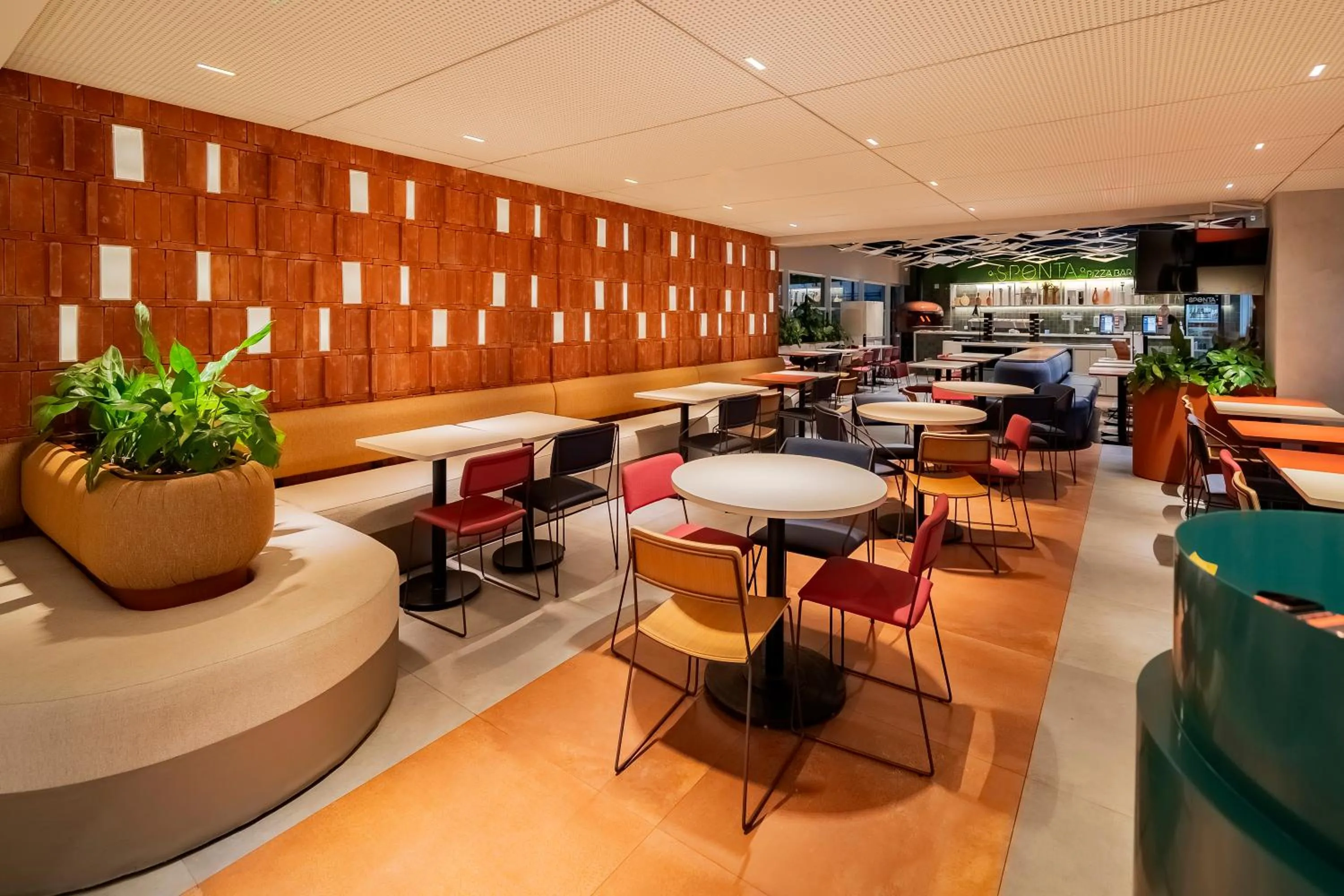 Restaurant/places to eat in ibis budget Sao Paulo Jardins