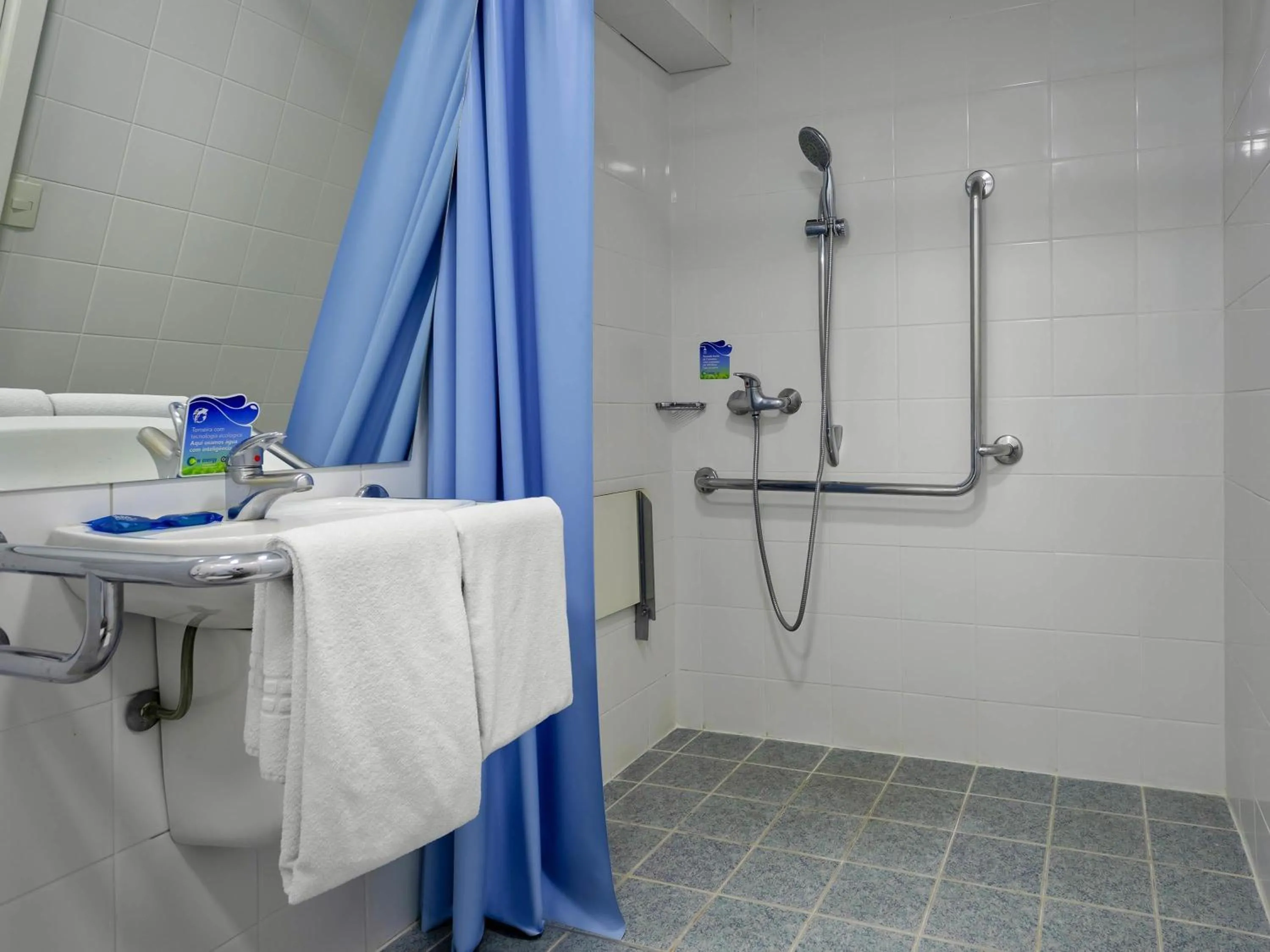 Bedroom in ibis budget SP Centro Sao Joao