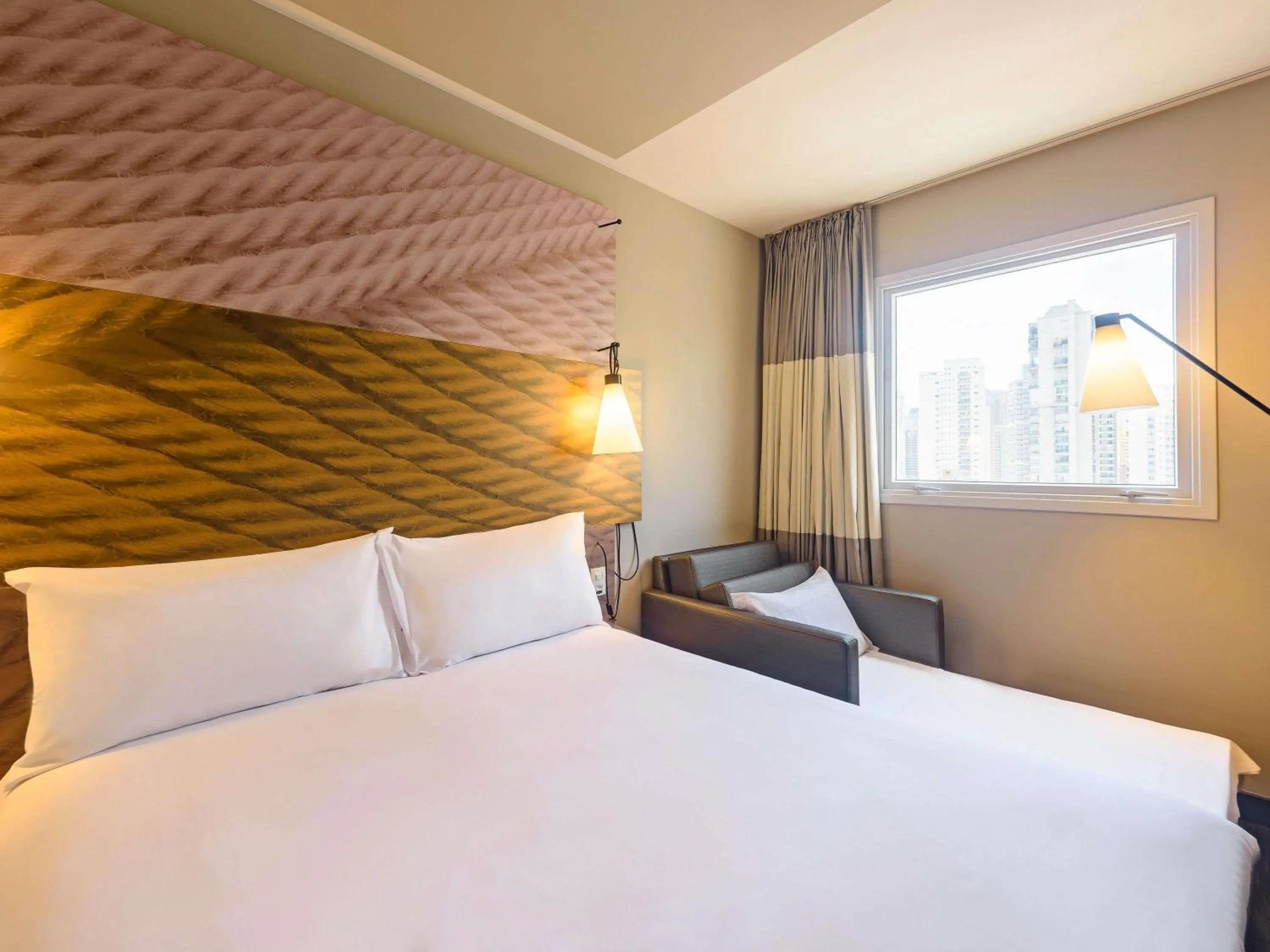 Bedroom, Bed in ibis São Paulo Ibirapuera