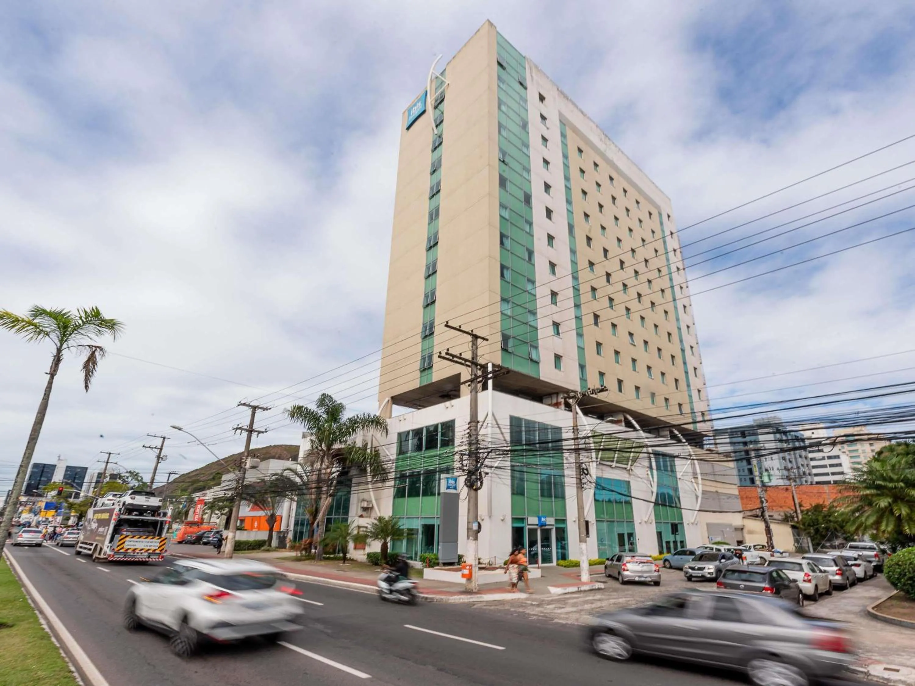 Property building in ibis budget Vitoria