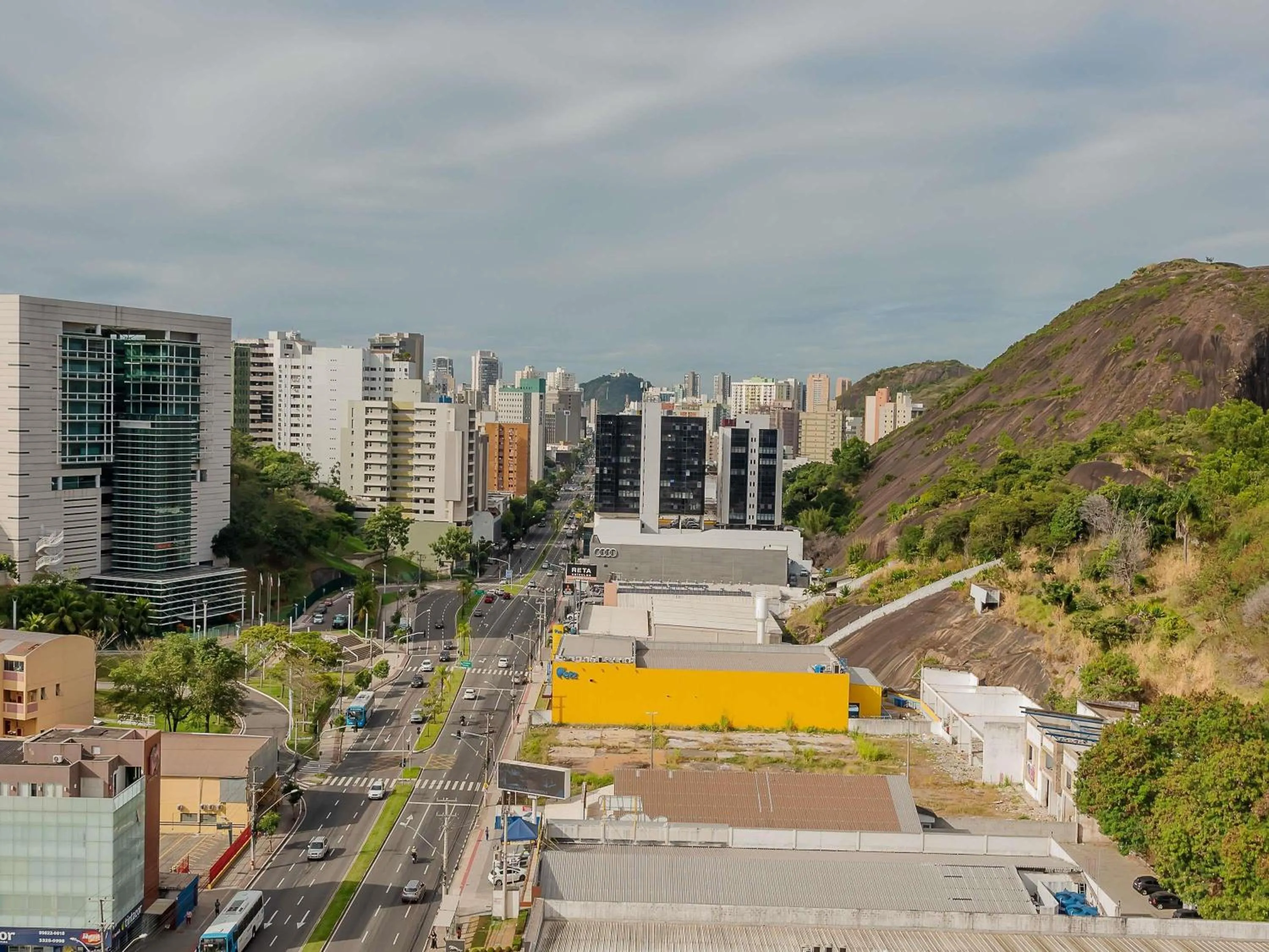 Property building in ibis budget Vitoria