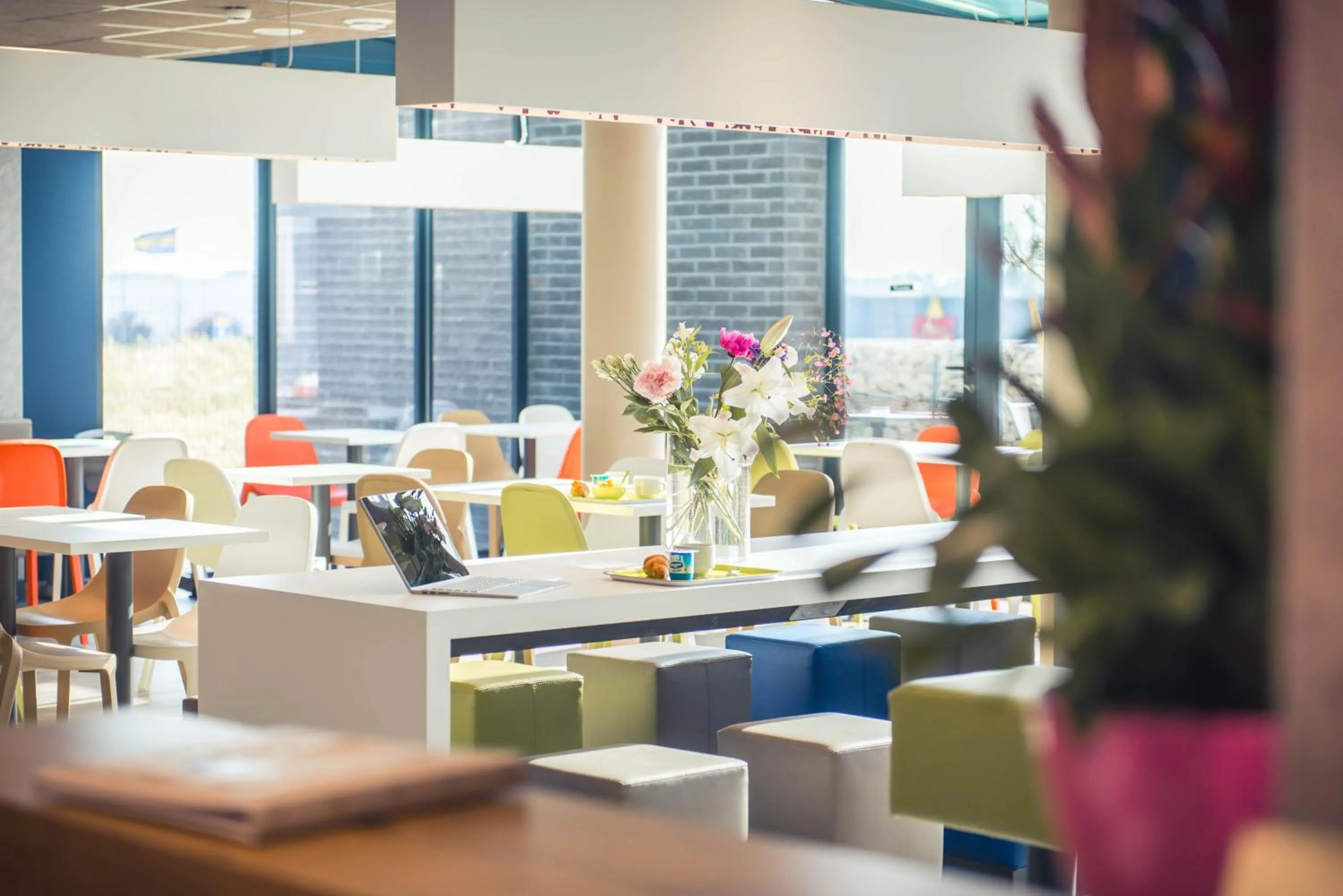 Lobby or reception in ibis budget Troyes Est