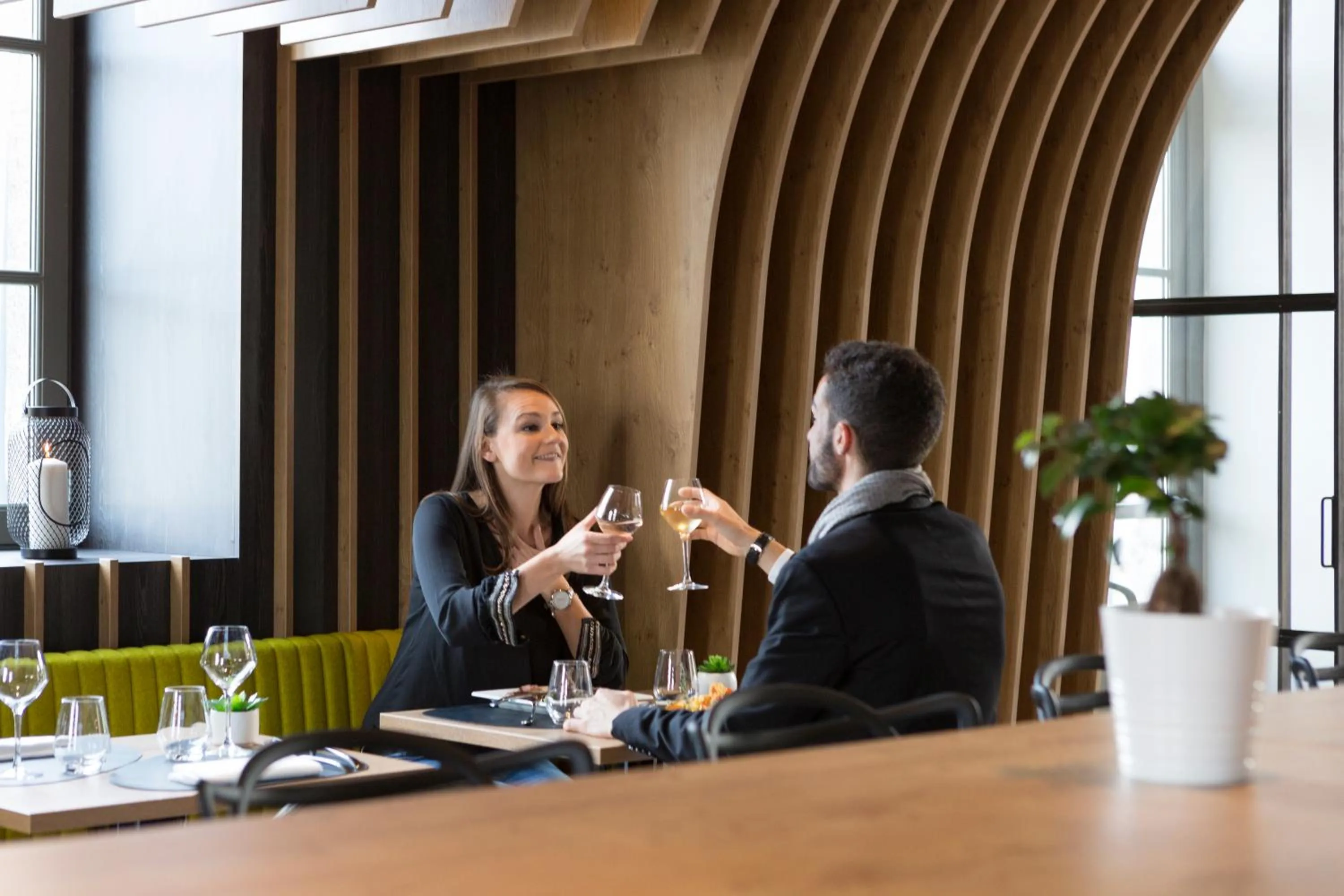 People in Novotel Saint Brieuc Centre Gare
