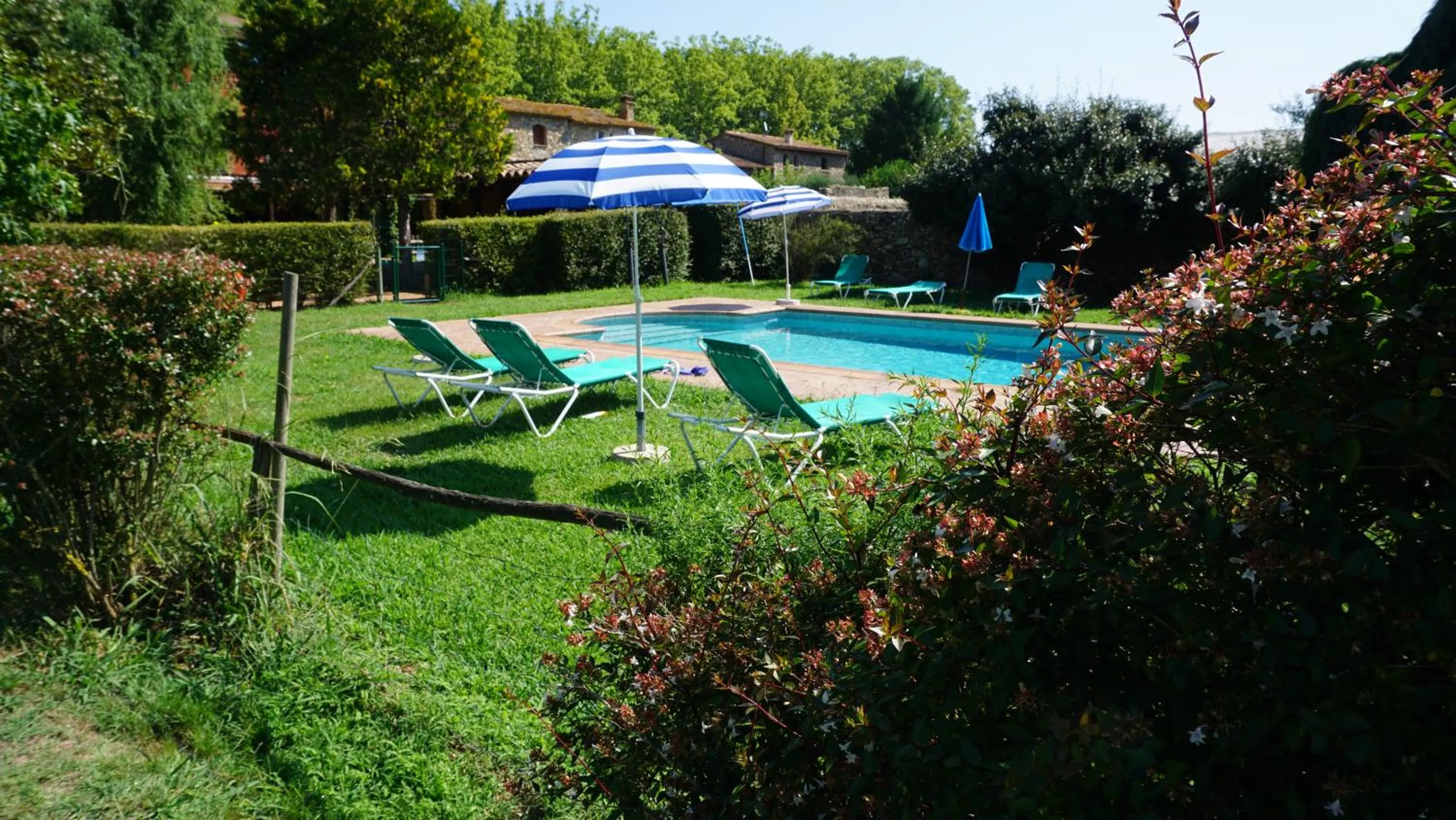 Swimming pool in Casa rural Can Jepet