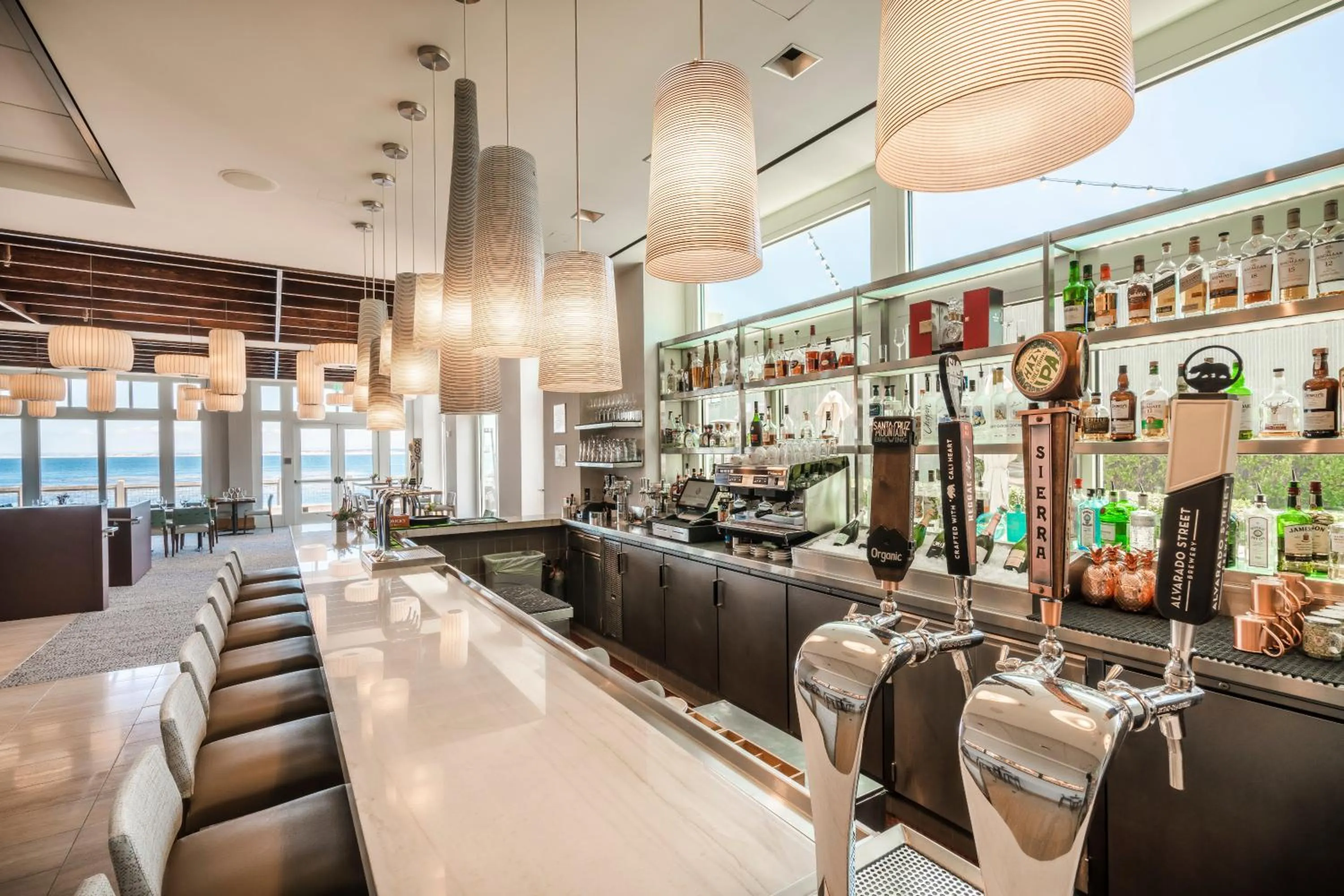 Lounge or bar in InterContinental The Clement Monterey by IHG