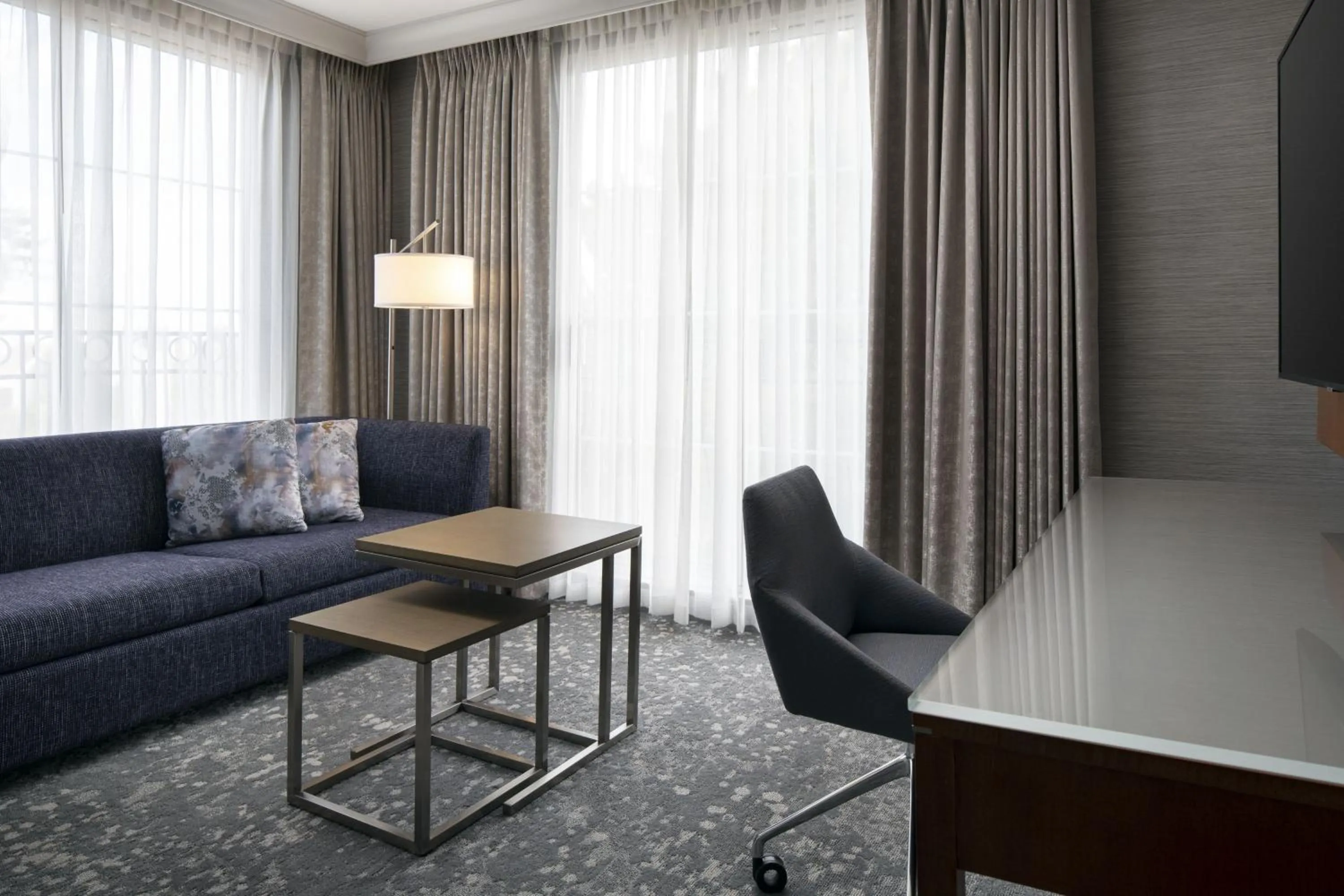 Living room in The Westin Palo Alto