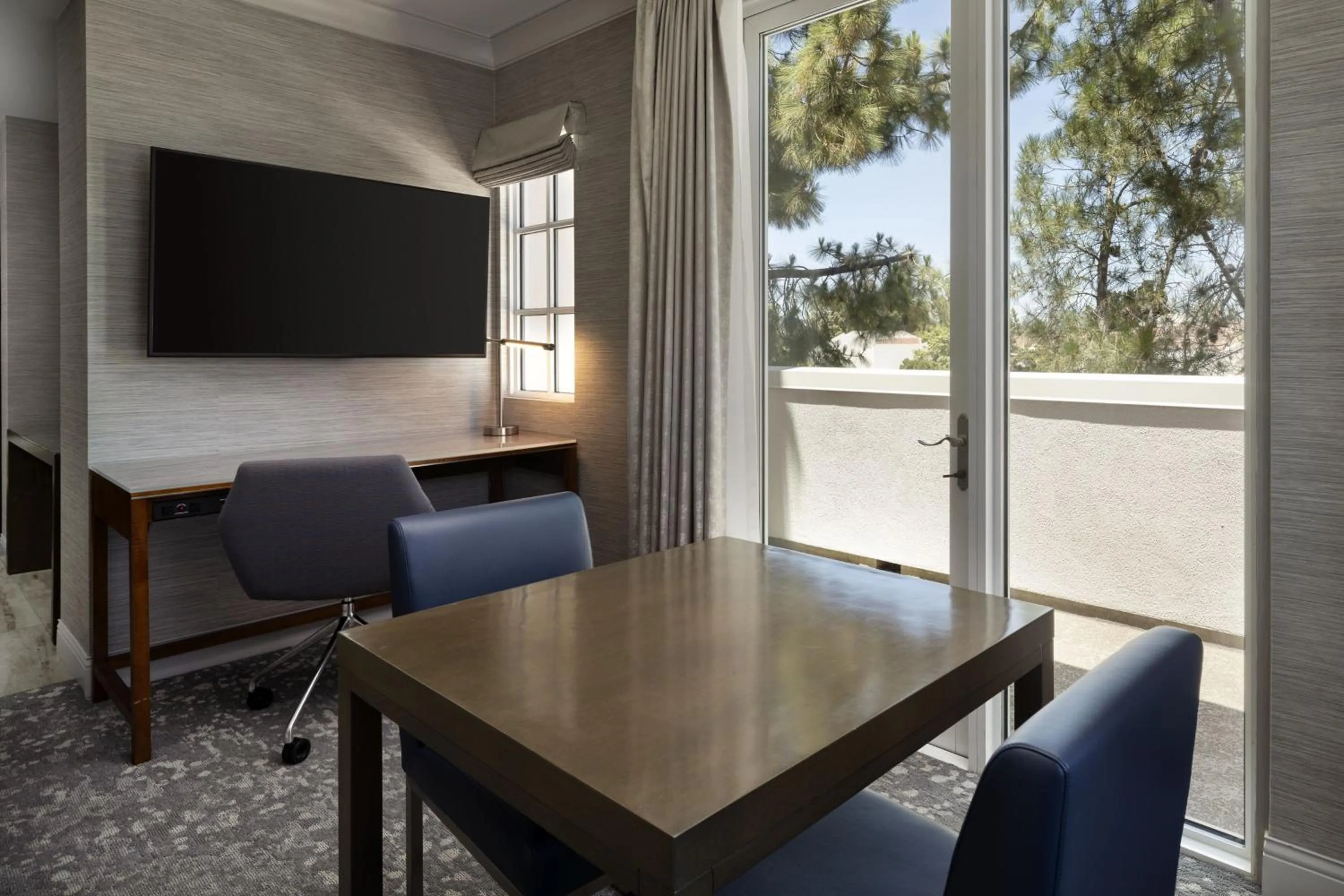 Photo of the whole room in The Westin Palo Alto