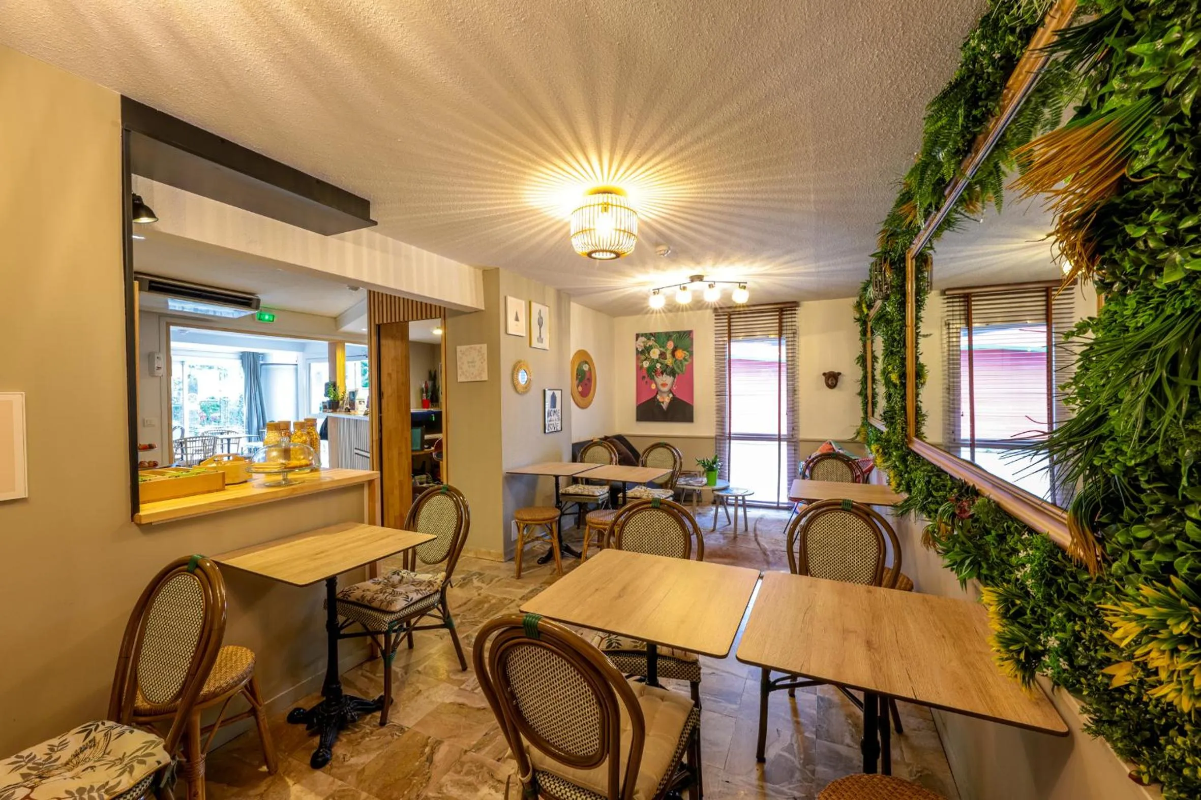 Seating area in Ostal Pau Universite - Sure Hotel Collection by Best Western