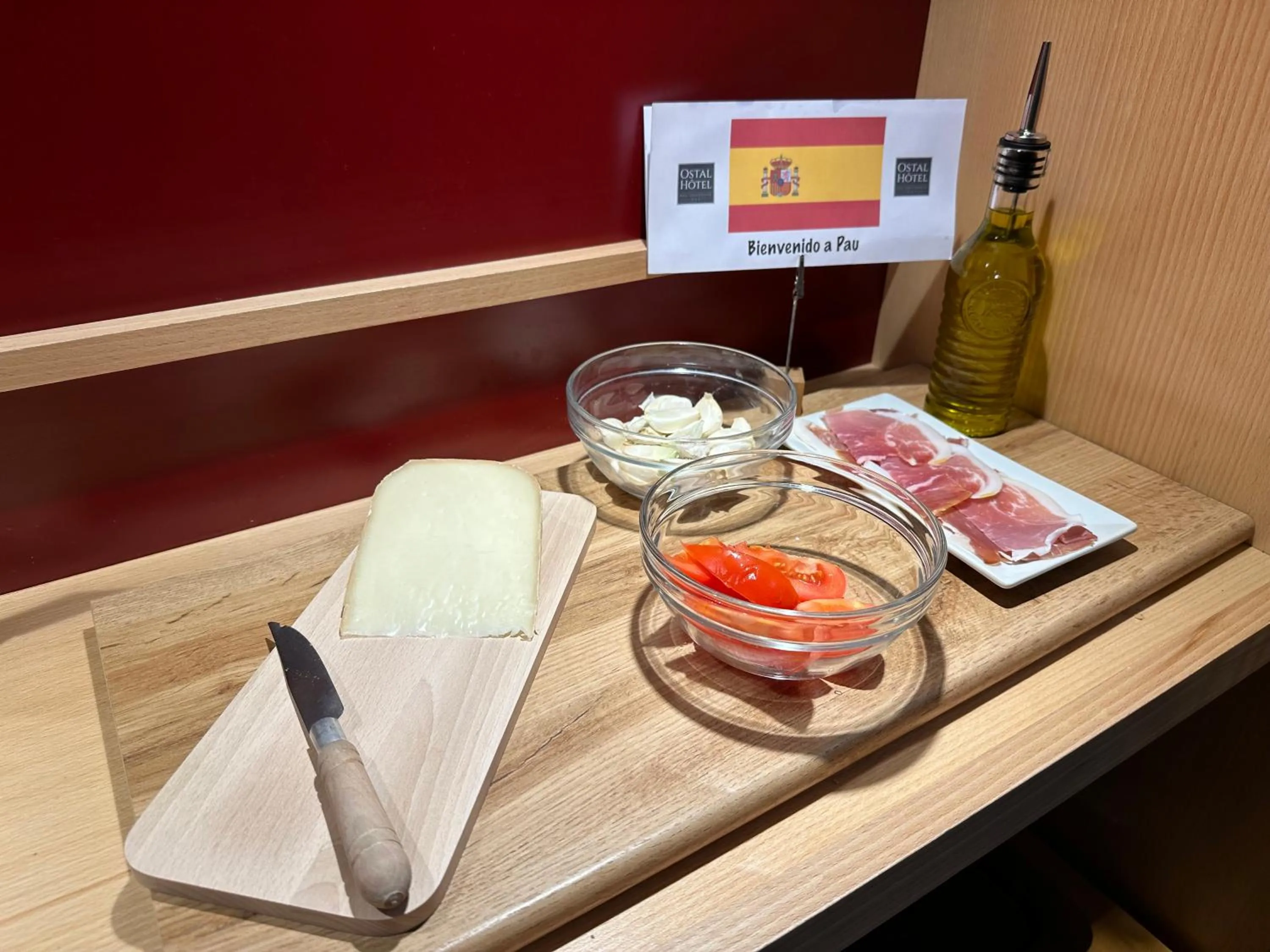 Breakfast in Ostal Pau Universite - Sure Hotel Collection by Best Western