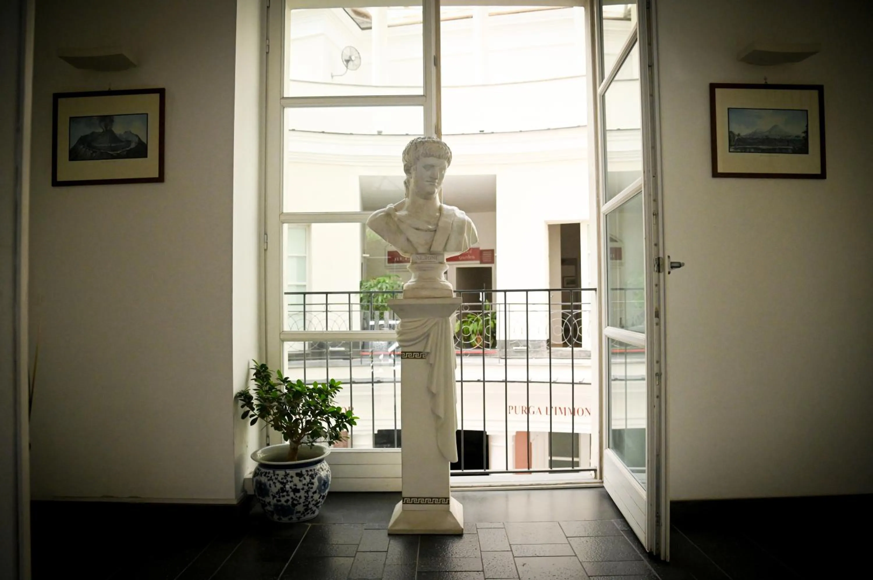 Decorative detail in Hotel Terme Neronensis