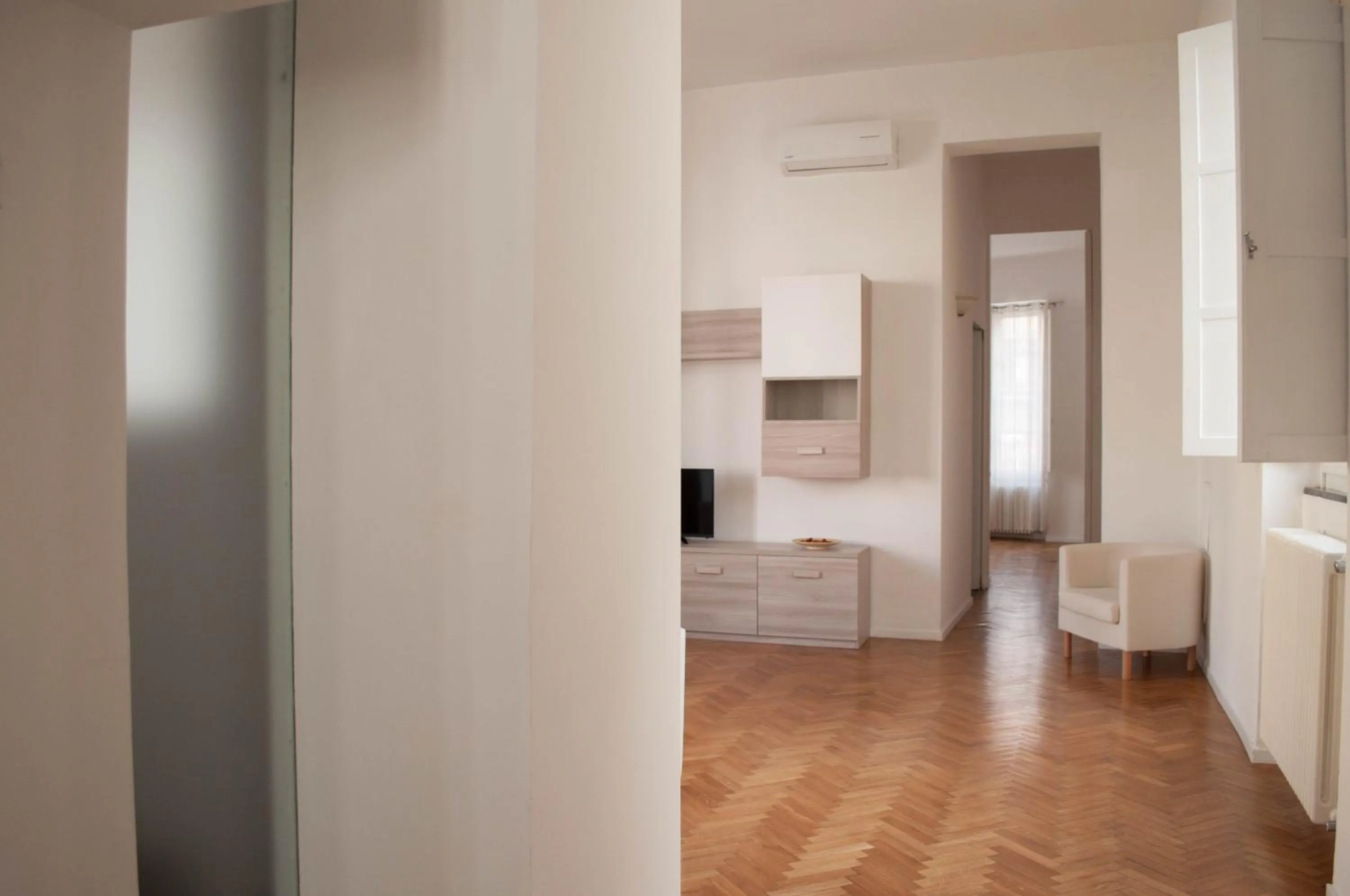 Living room, Bed in Hotel Terme Neronensis