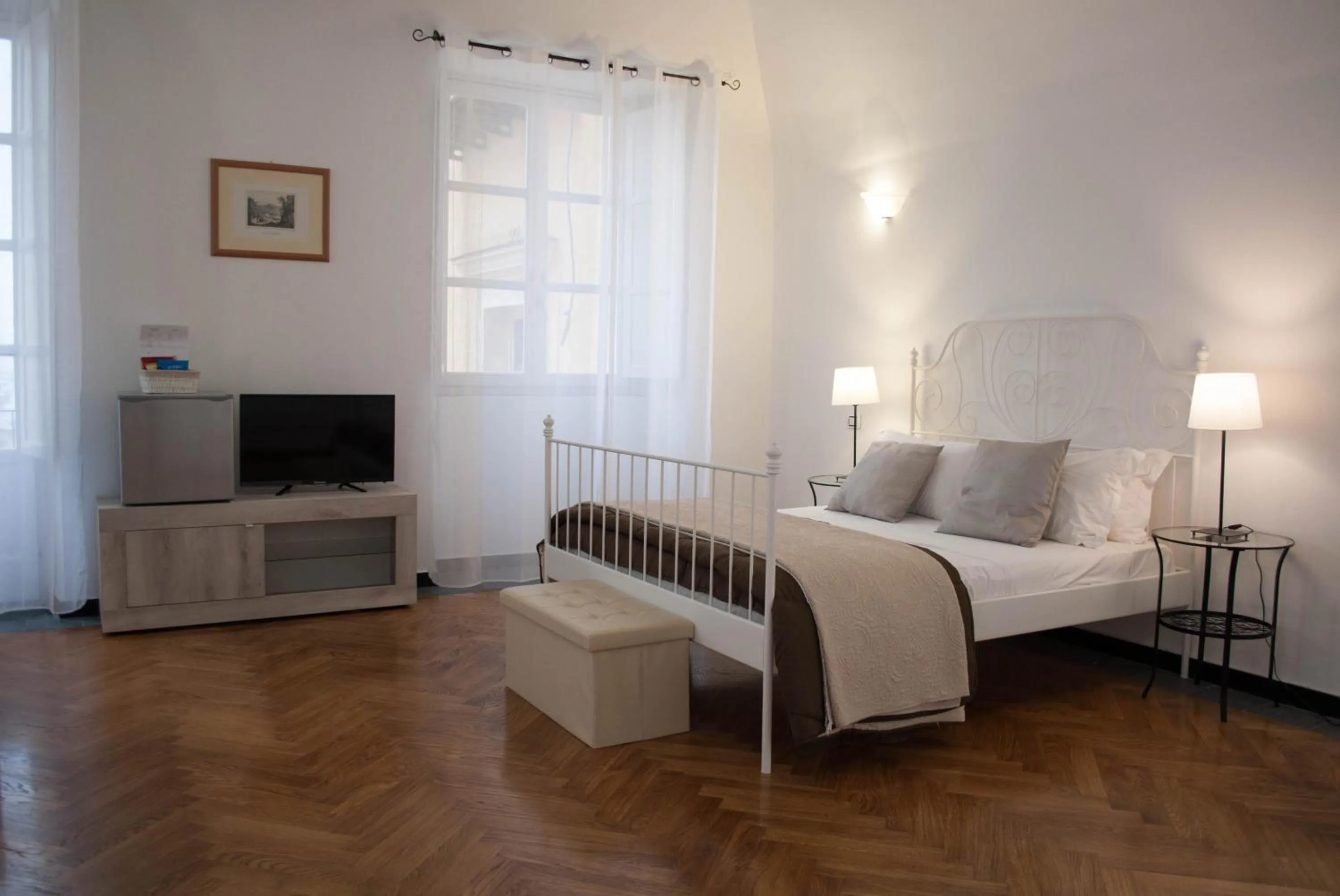 Bedroom, Bed in Hotel Terme Neronensis