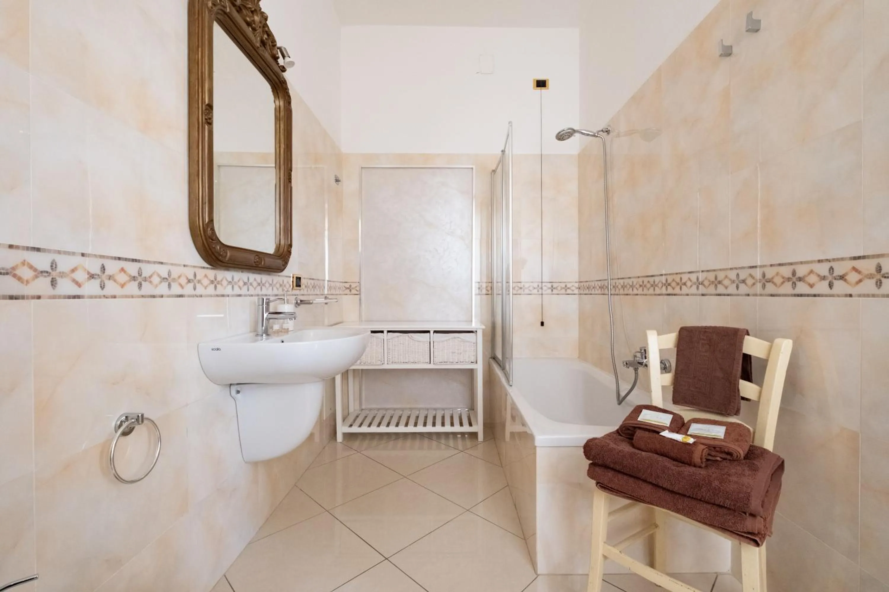 Bathroom in B&B Artemisia