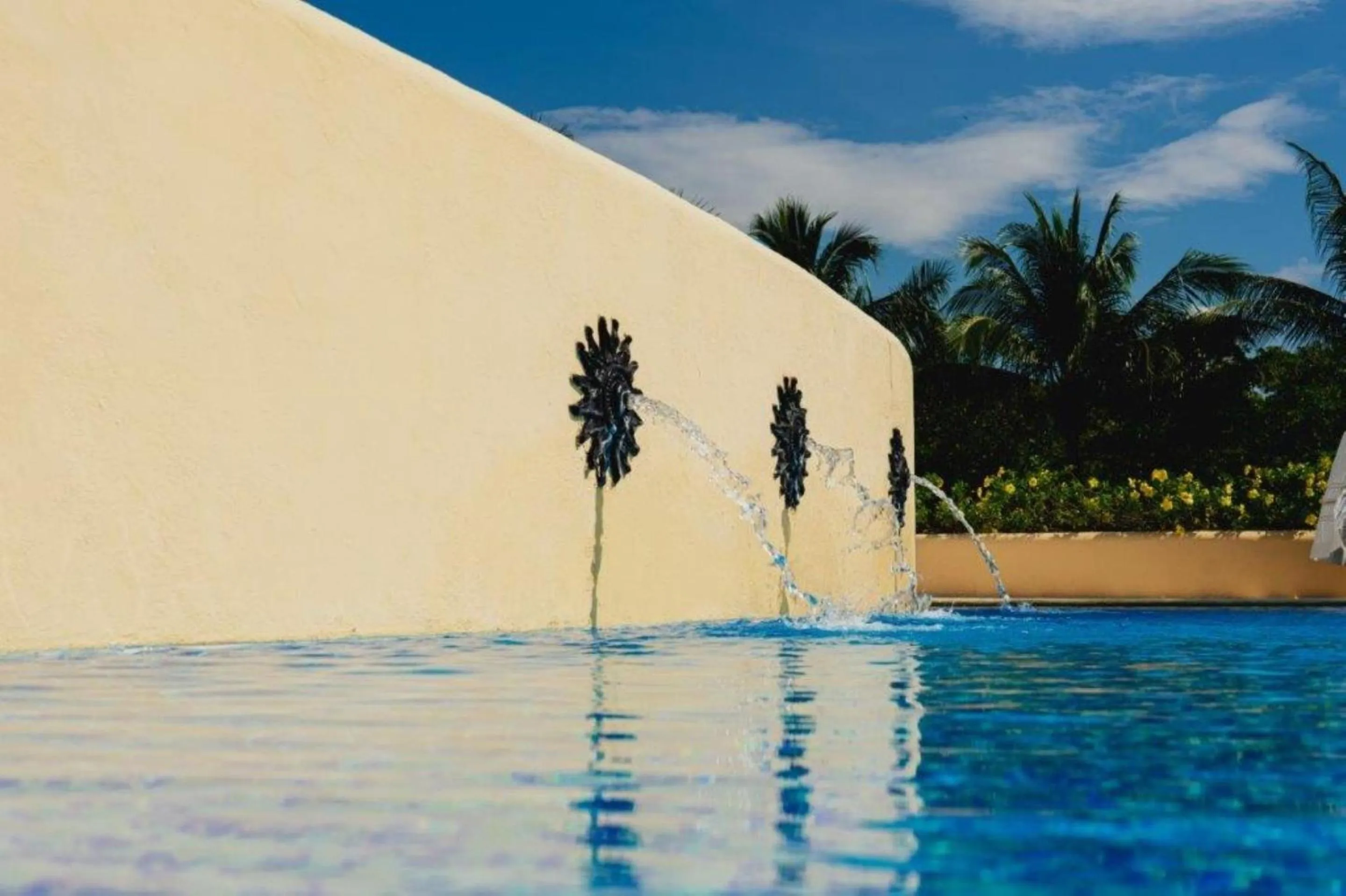 Swimming pool in Quinta Real Huatulco