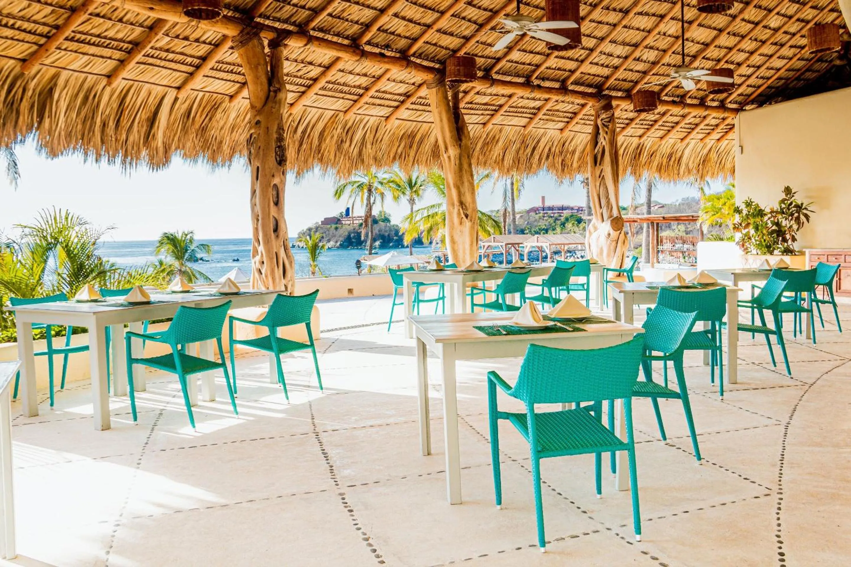 Restaurant/places to eat in Quinta Real Huatulco