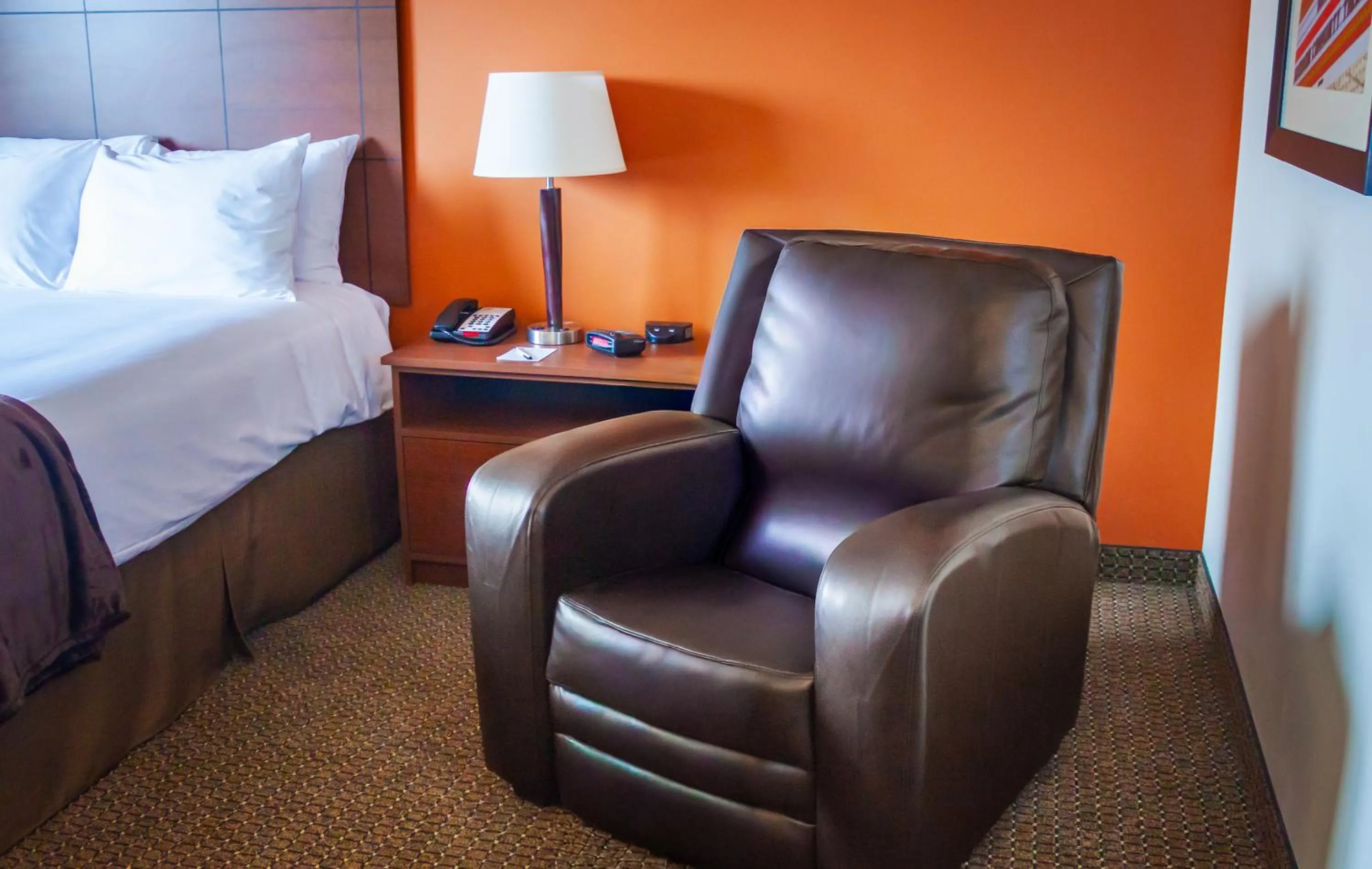 Bed in My Place Hotel Rapid City